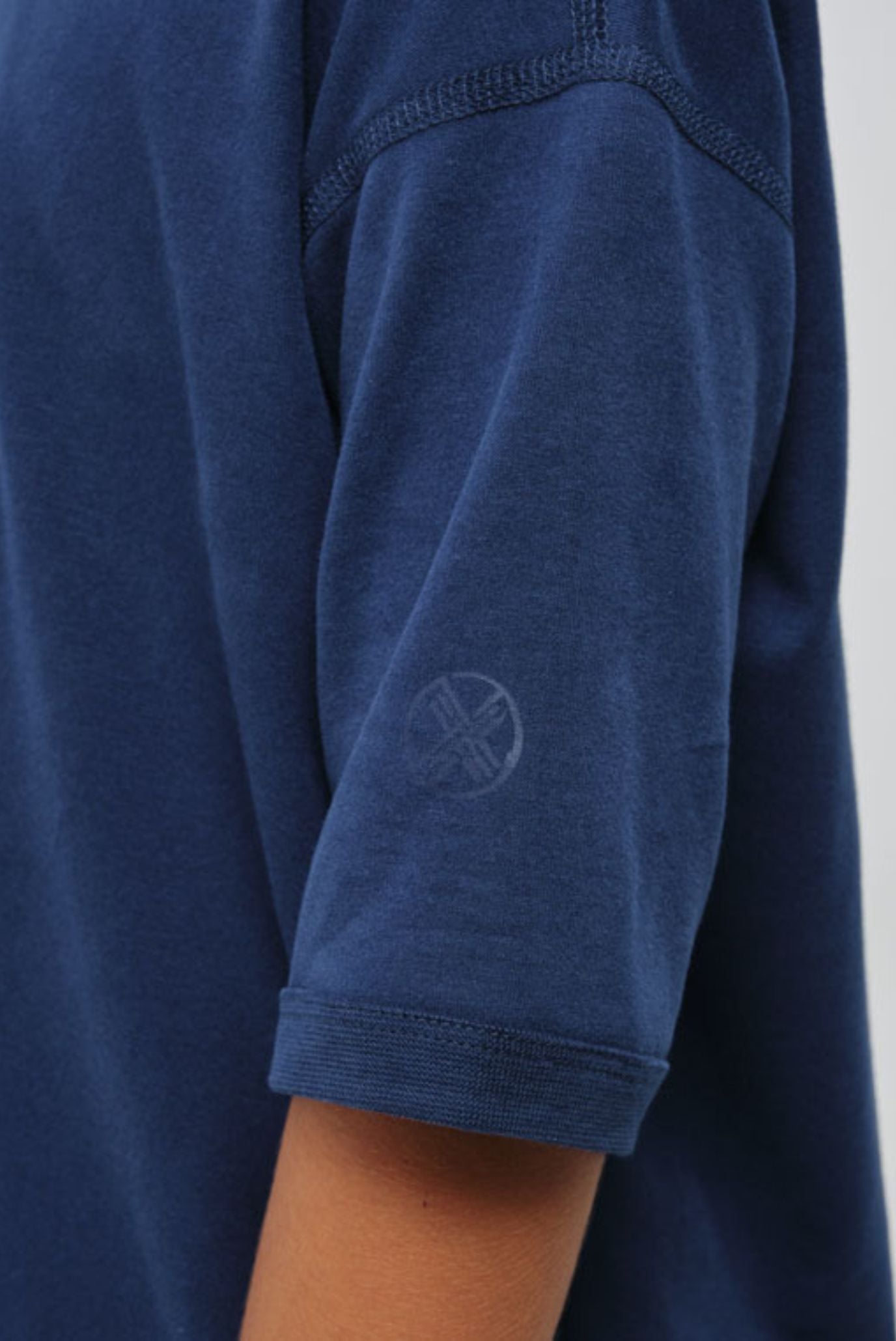 Детская темно-синяя футболка оверсайз 6