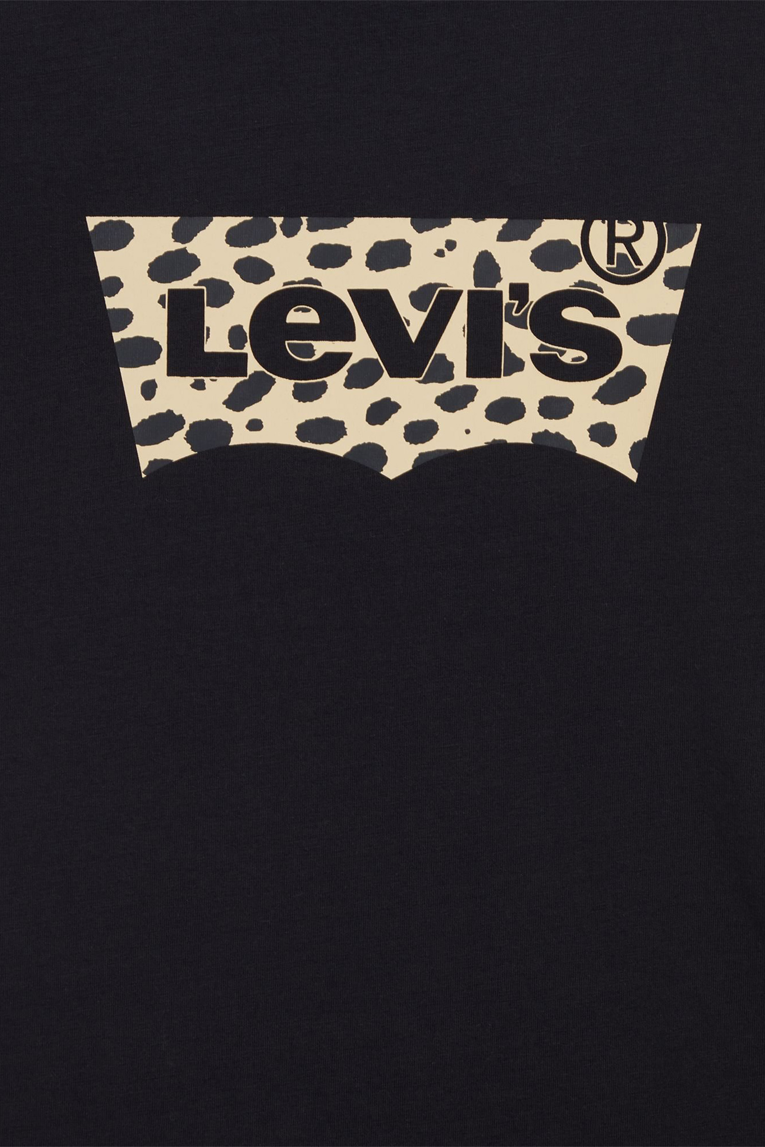 Женская черная футболка 6