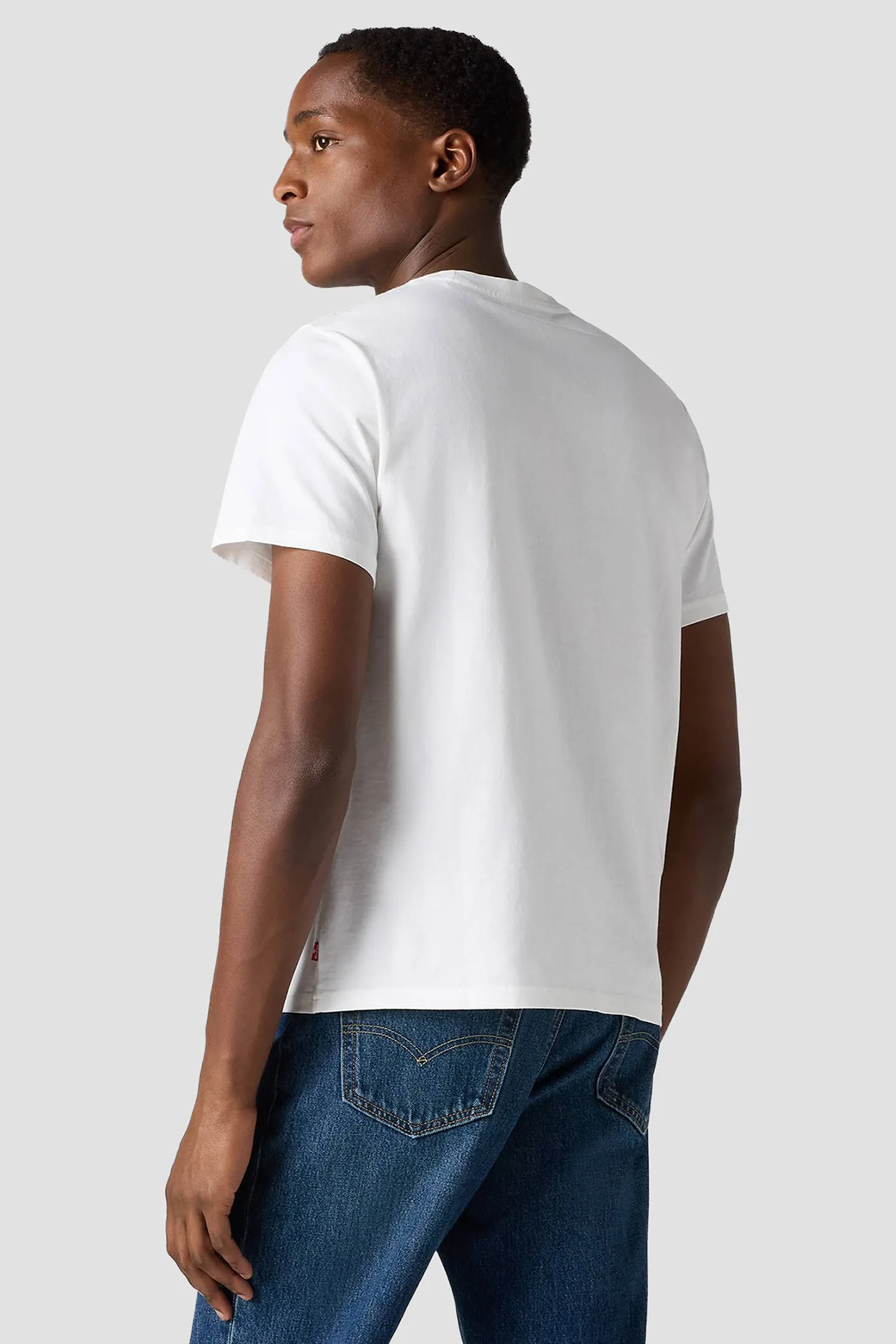 Мужская белая футболка 3