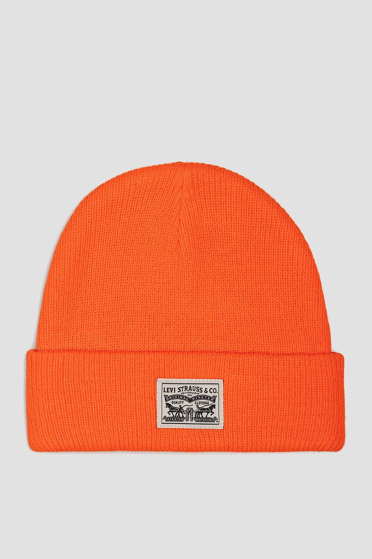 Женская оранжевая шапка 1