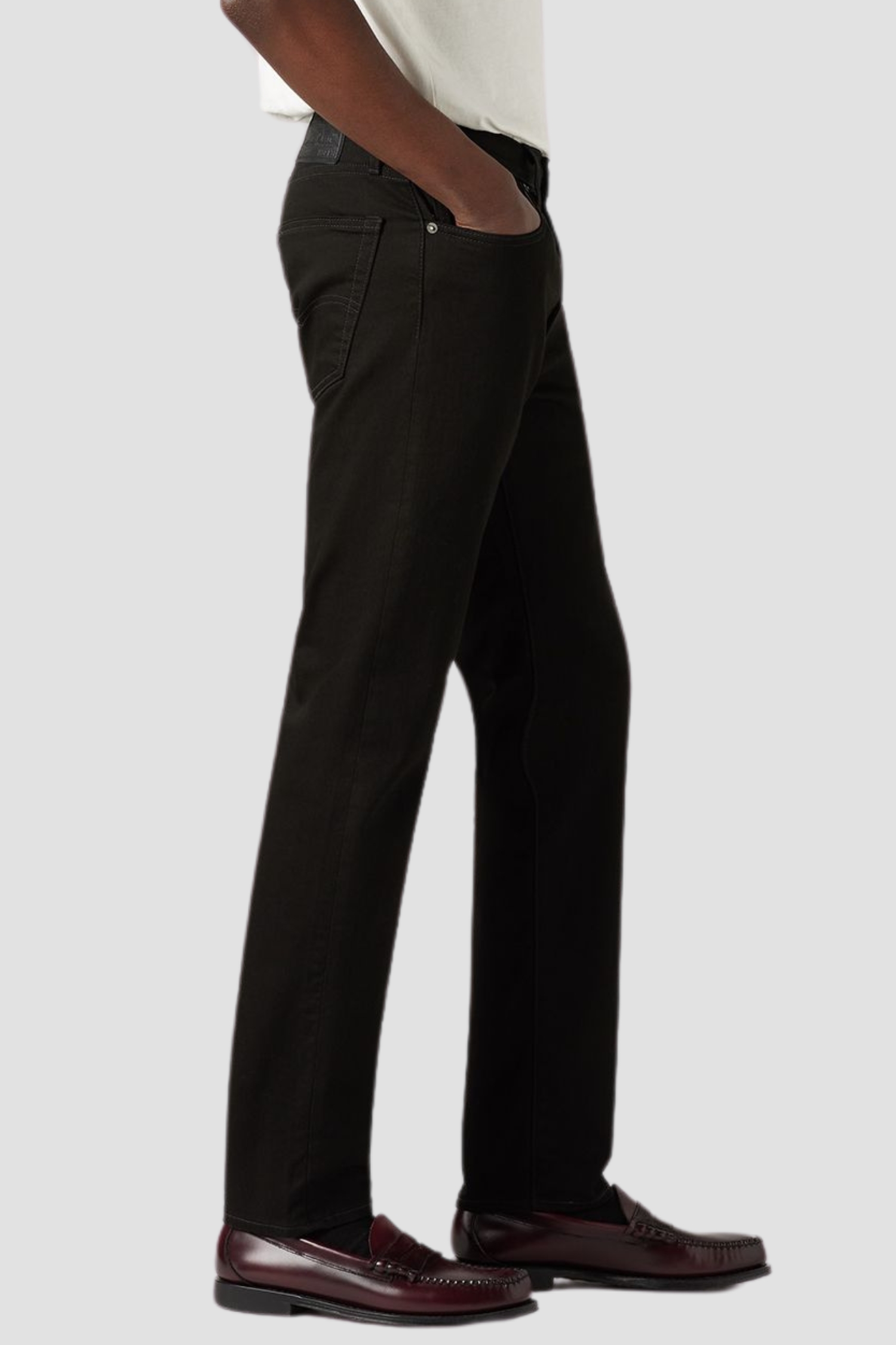 Мужские черные джинсы 502® Taper 4