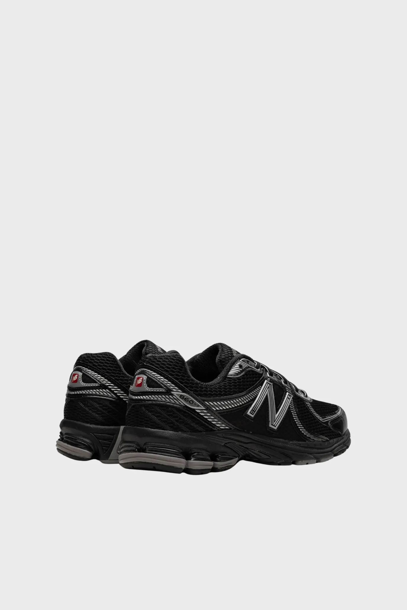 New Balance 860v2 Black Silver 3