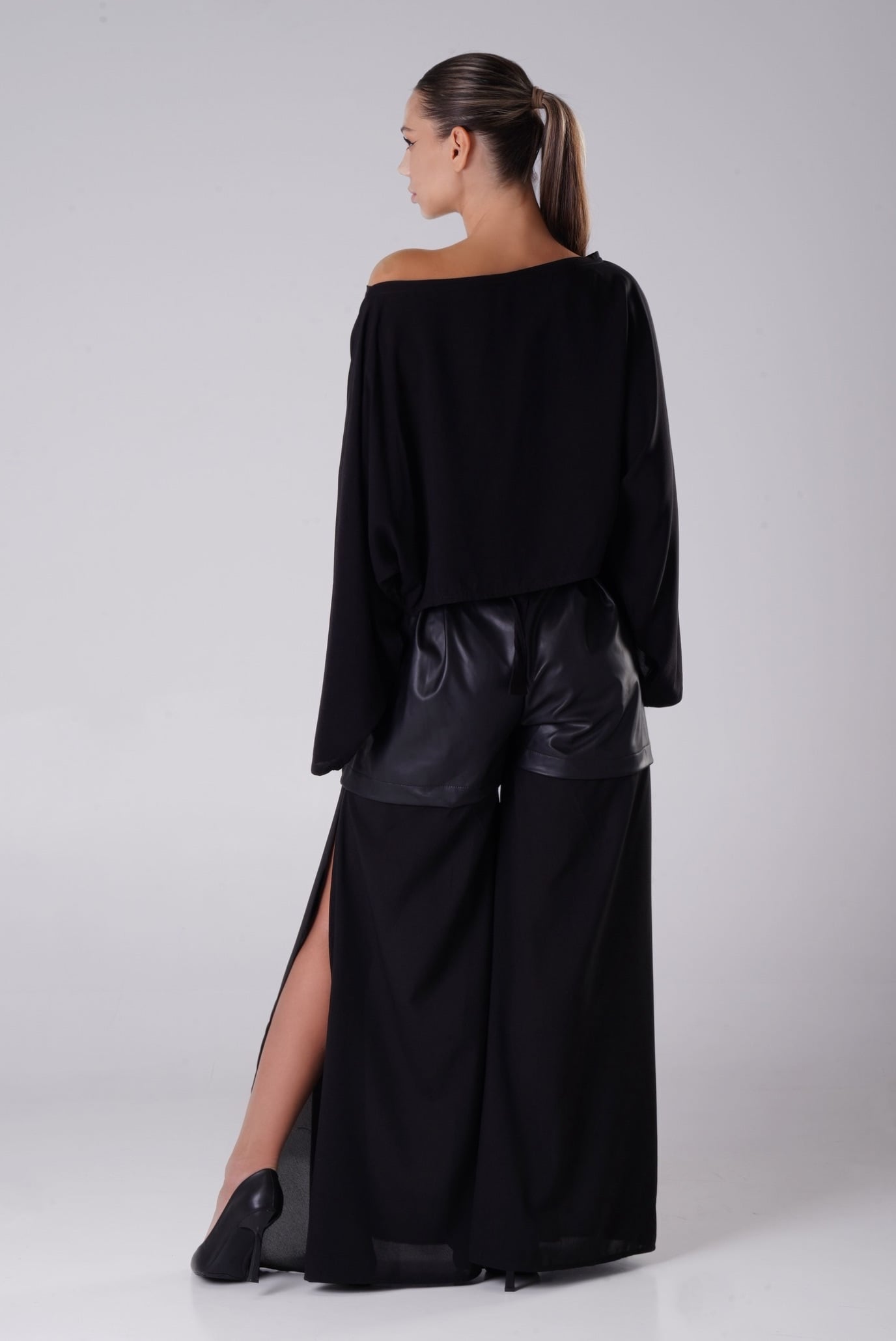 Женская черная блузка 4