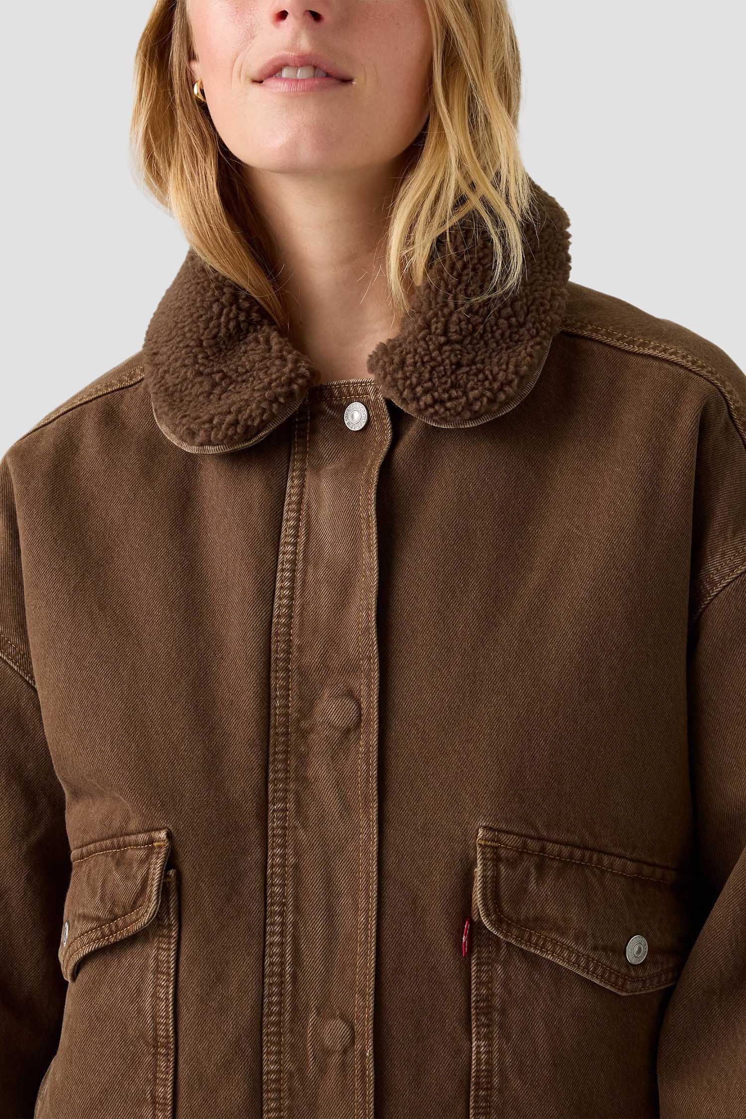 Женская коричневая джинсовая куртка 5