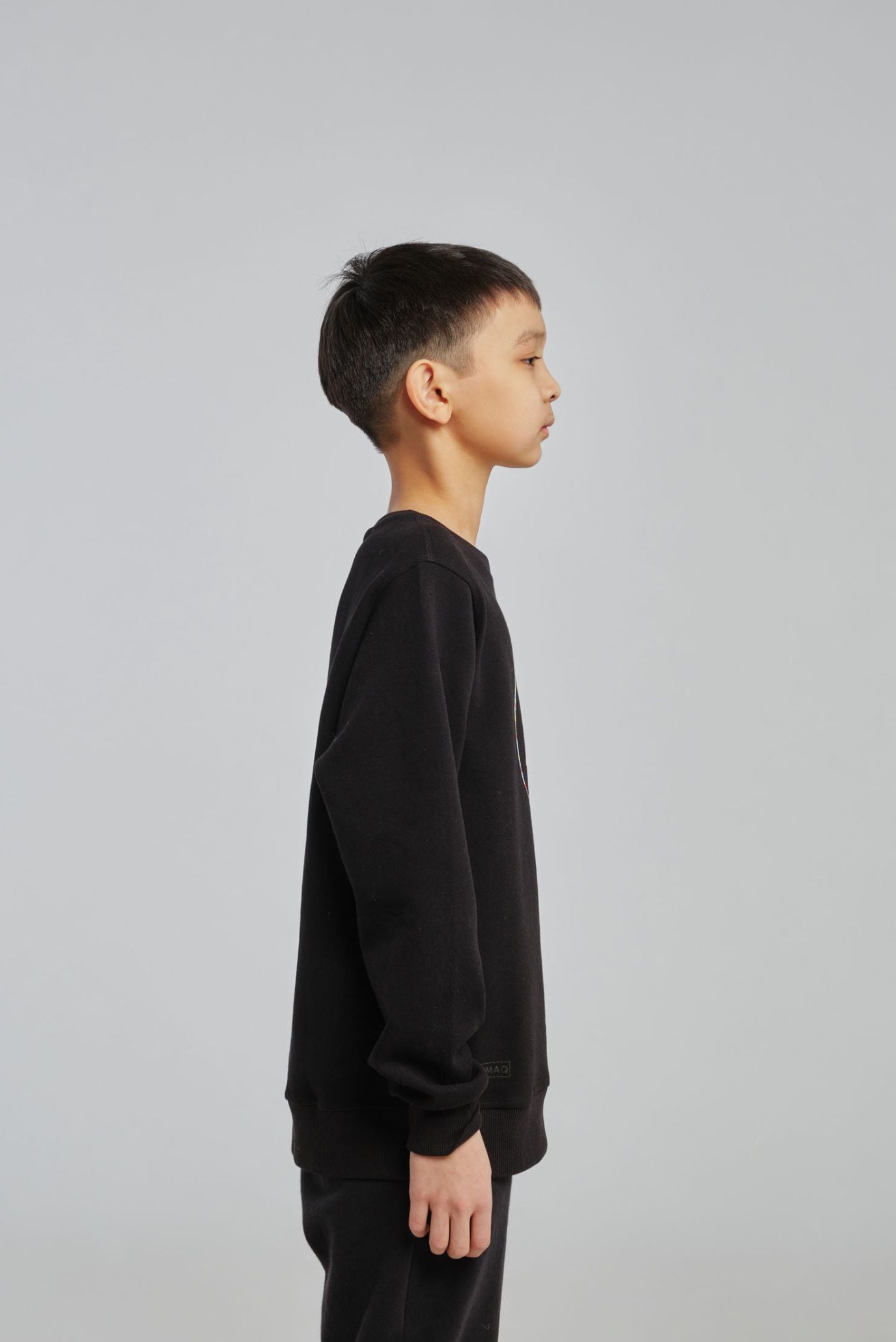 Детский черный свитшот 4