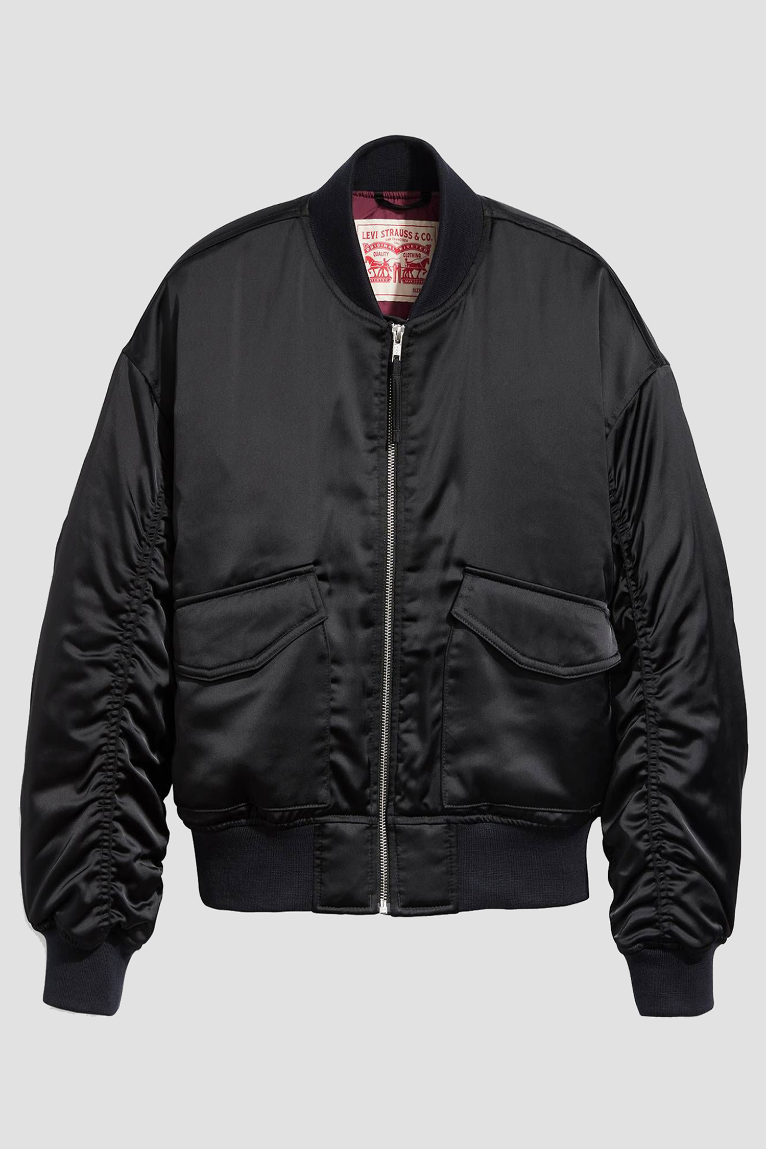 Женский черный бомбер 2