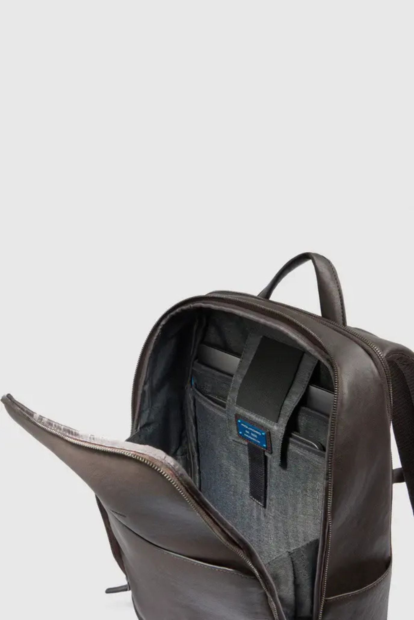 Рюкзак для ноутбука Piquadro Black Square/Tobacco 5