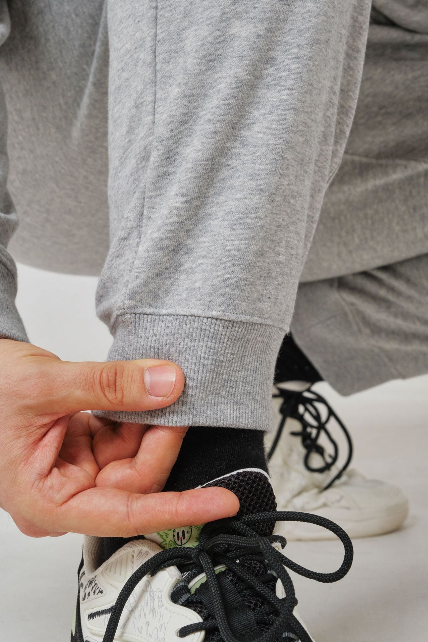 Серые брюки ARGYMAQ (Унисекс) 5