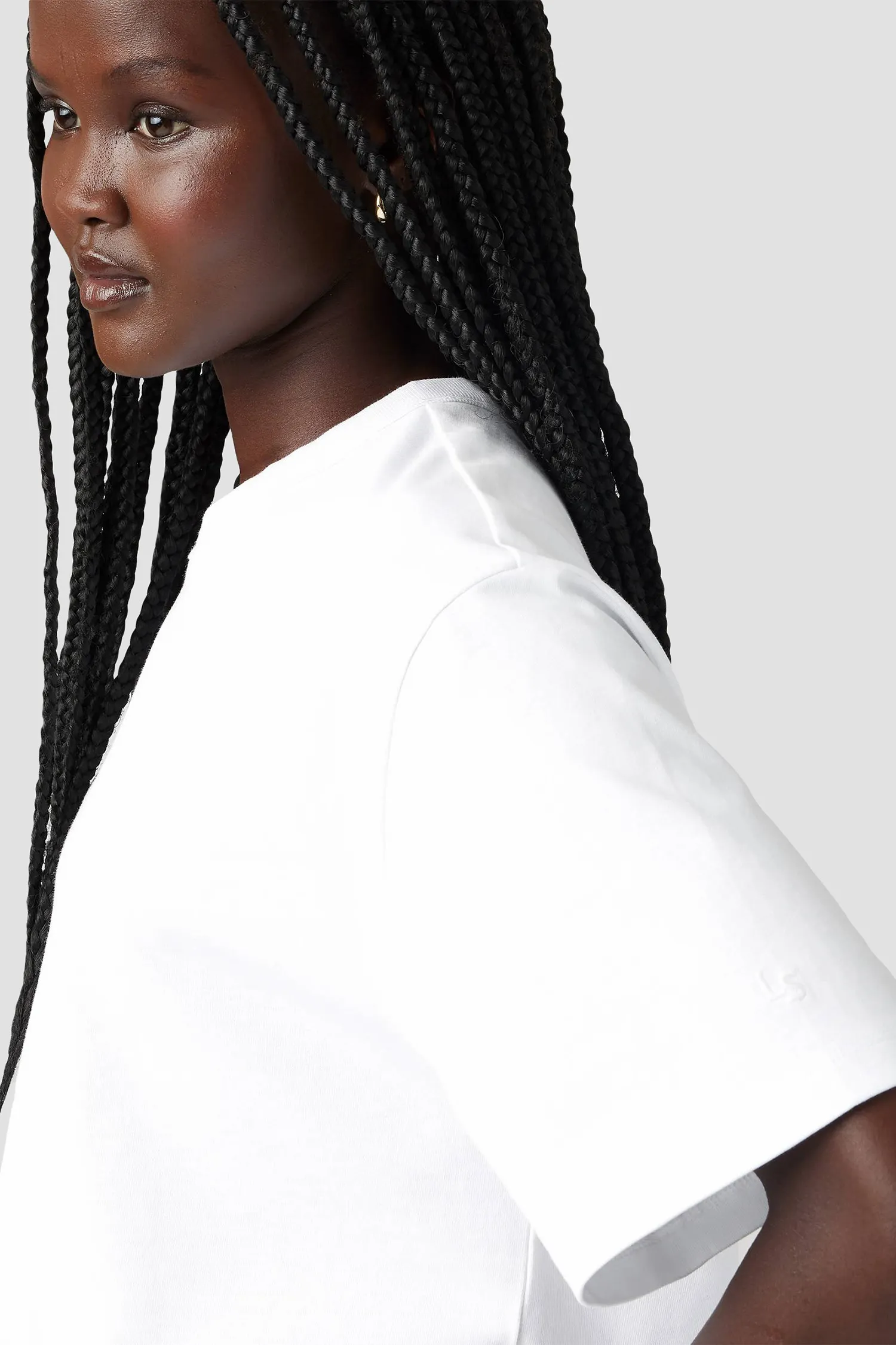 Женская белая футболка 5