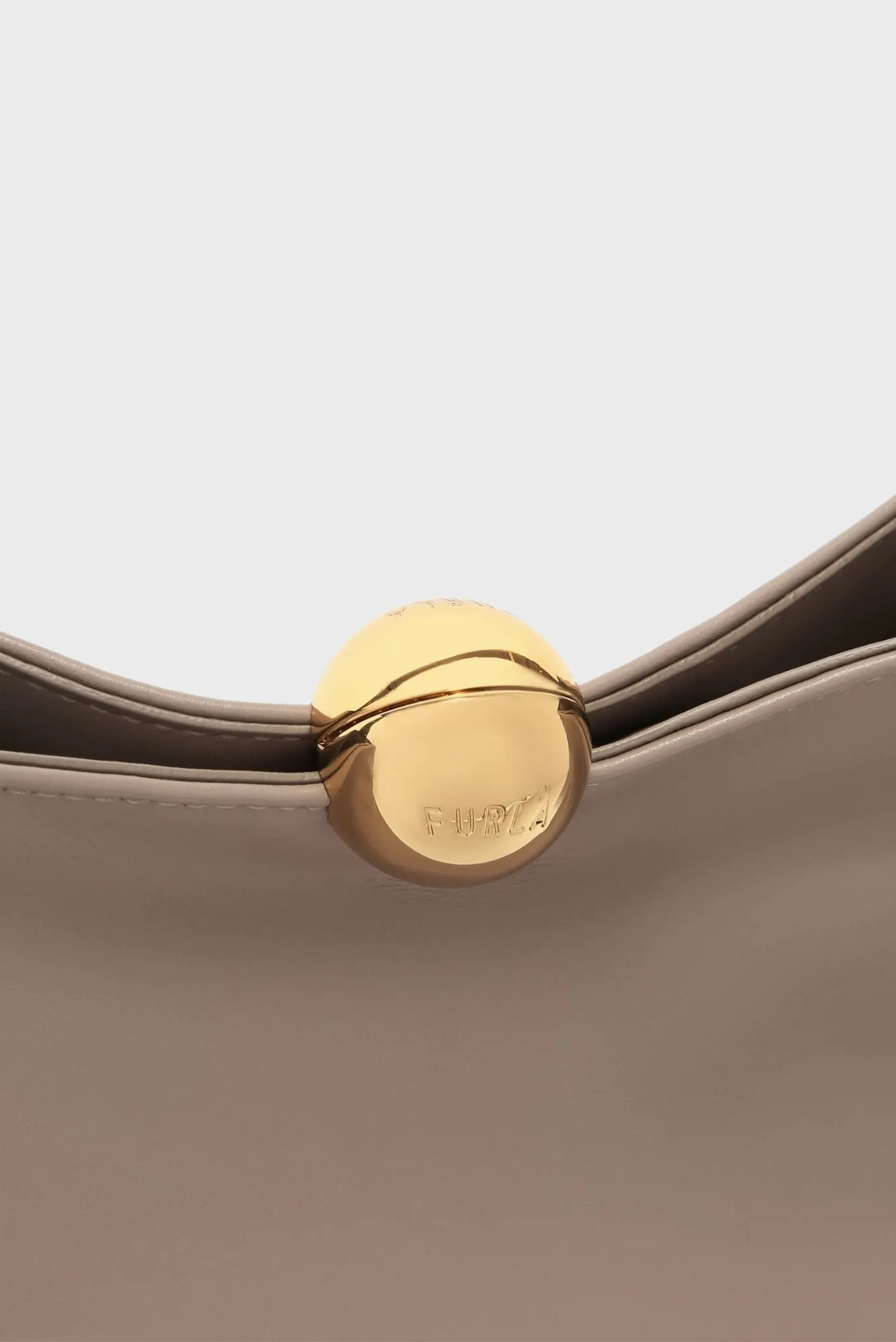 FURLA SFERA SOFT M SHOULDER BAG 3