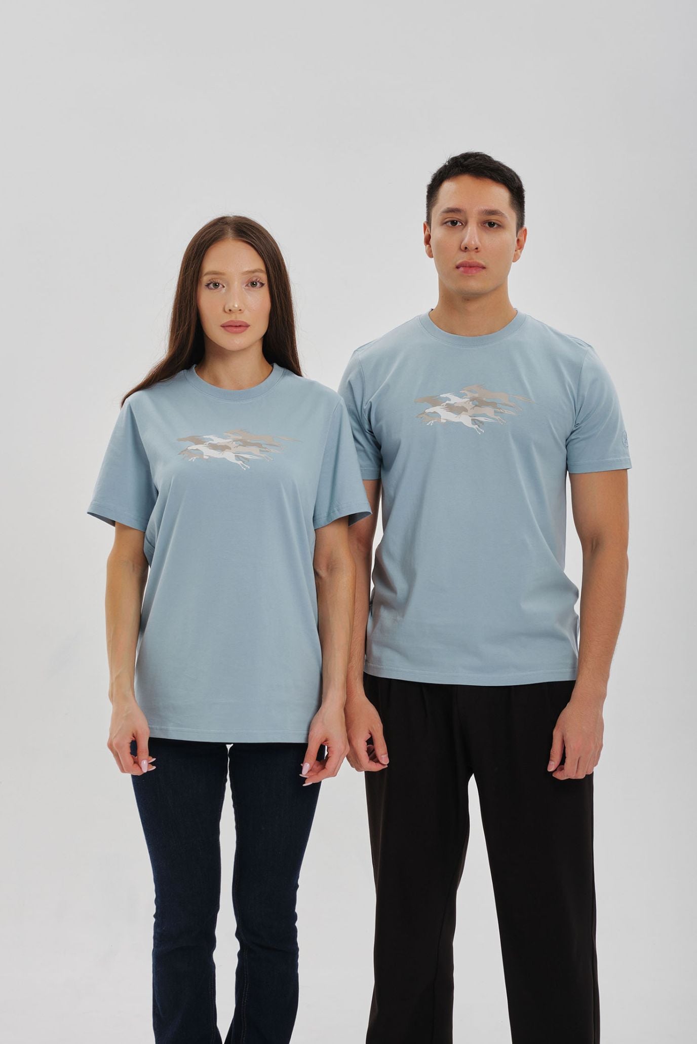 Голубая футболка ARGYMAQTAR (Унисекс) 1