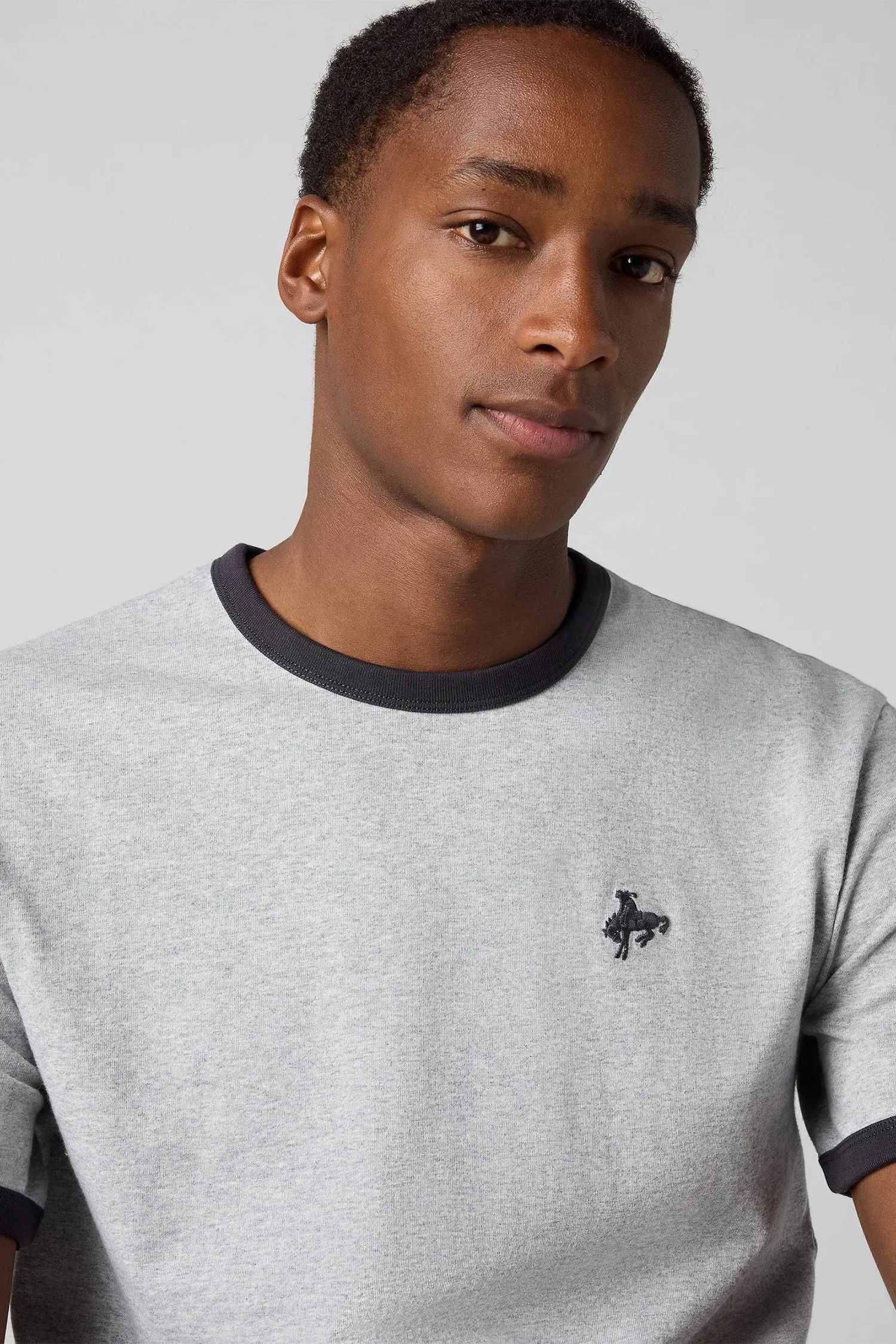 Мужская серая футболка 5