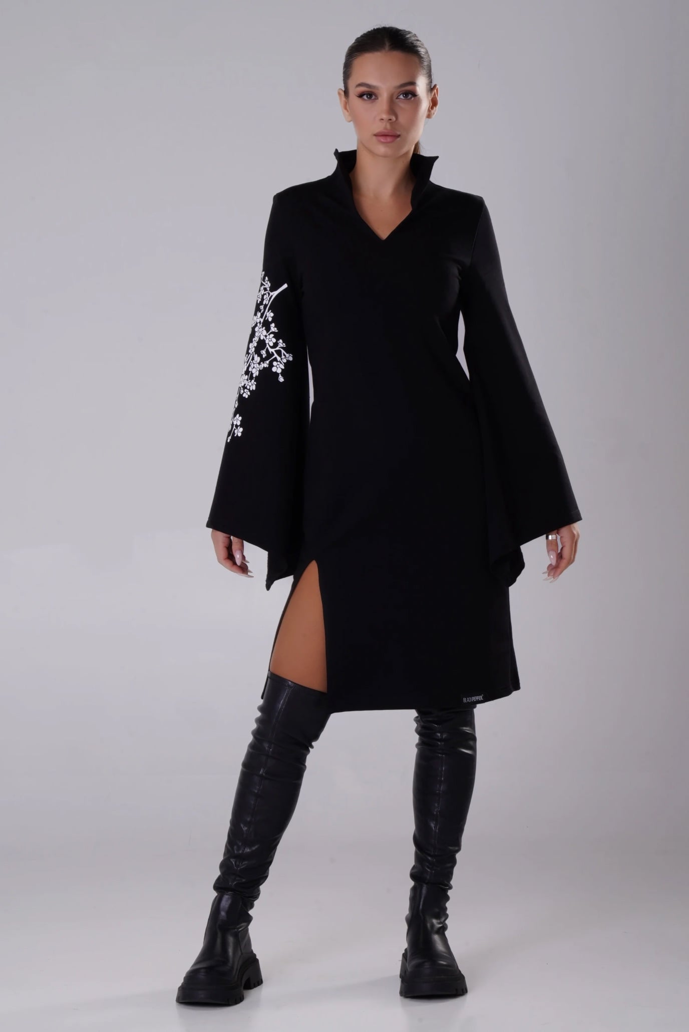 Женское черное платье 3