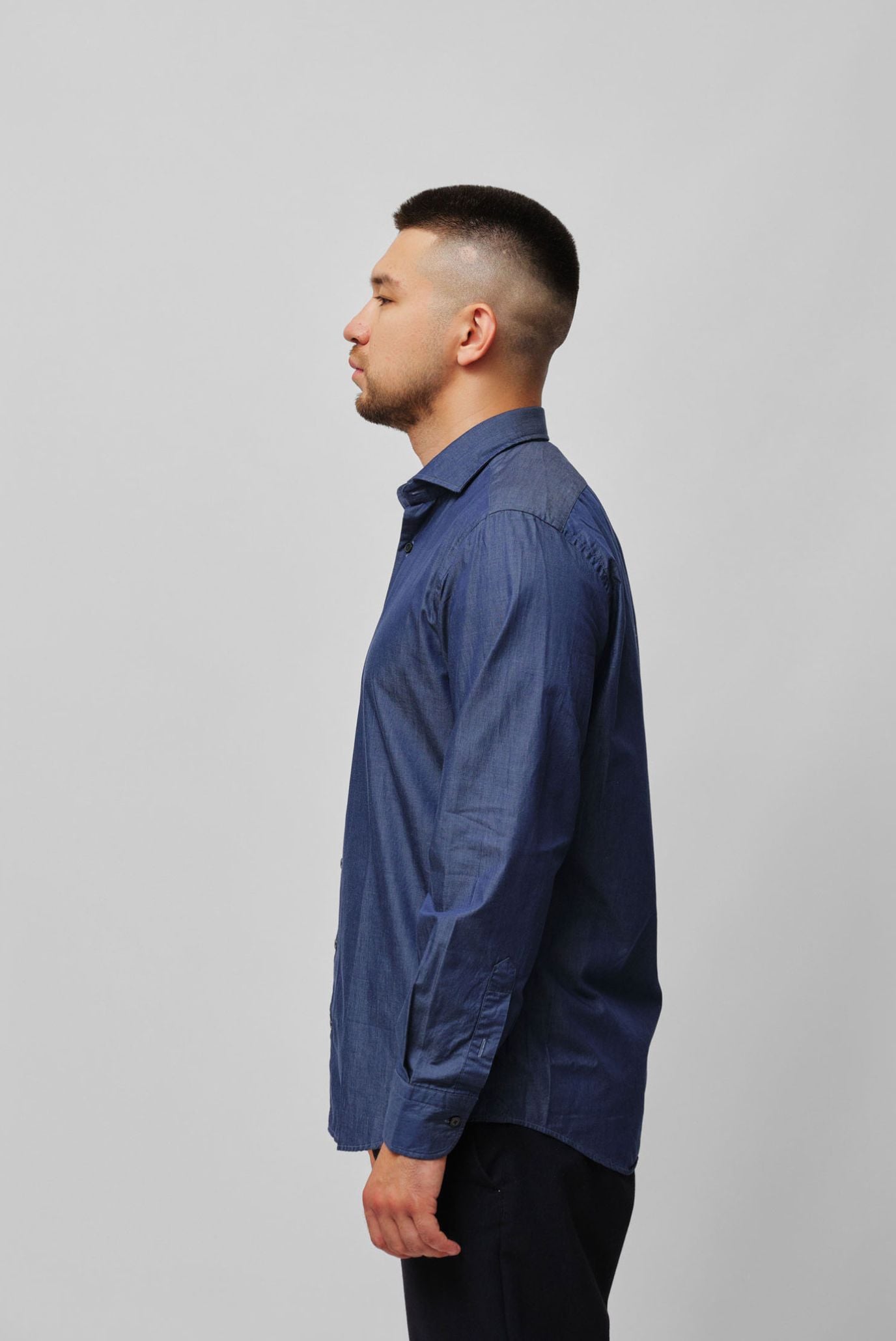 Мужская темно-синяя рубашка 3