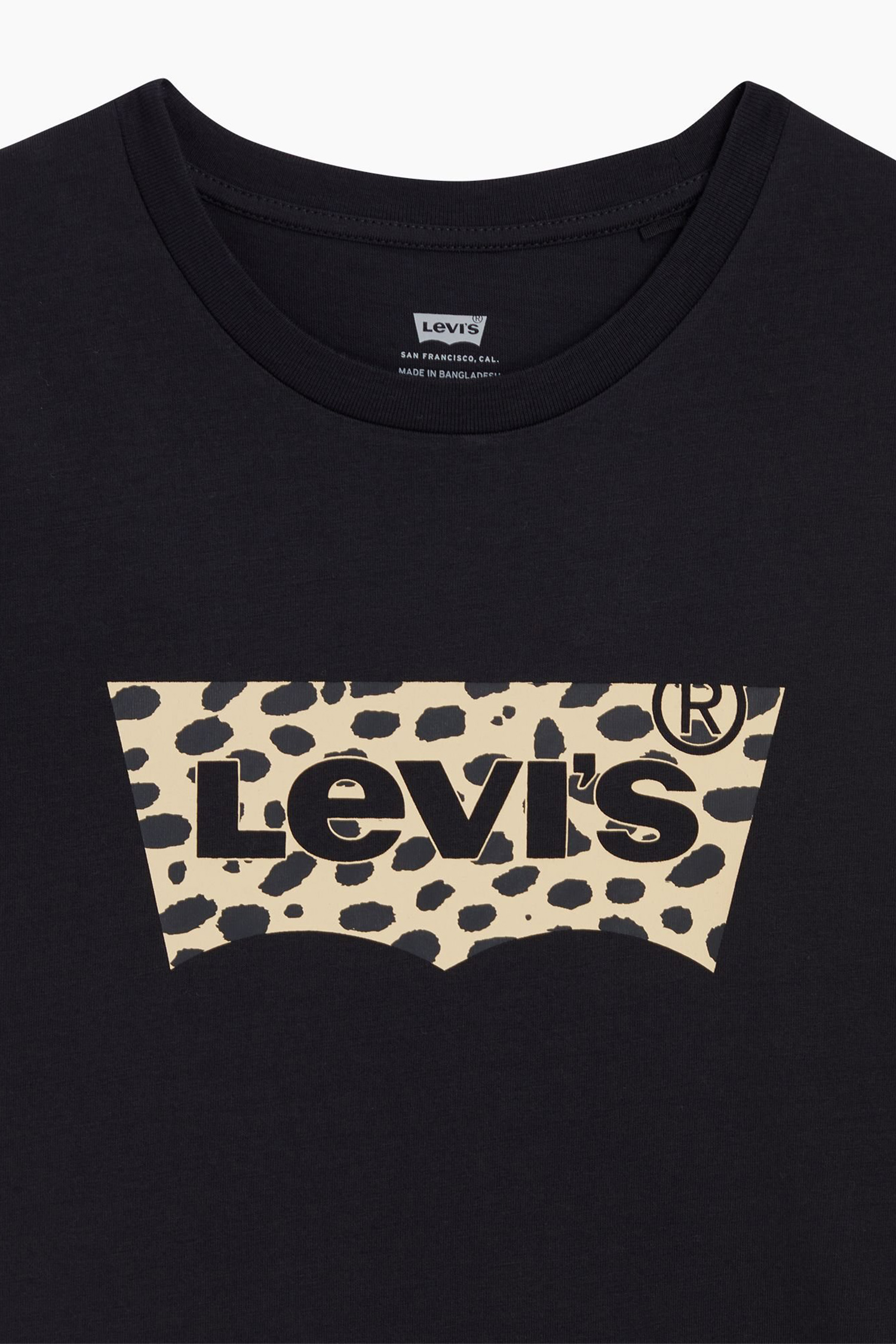 Женская черная футболка 5