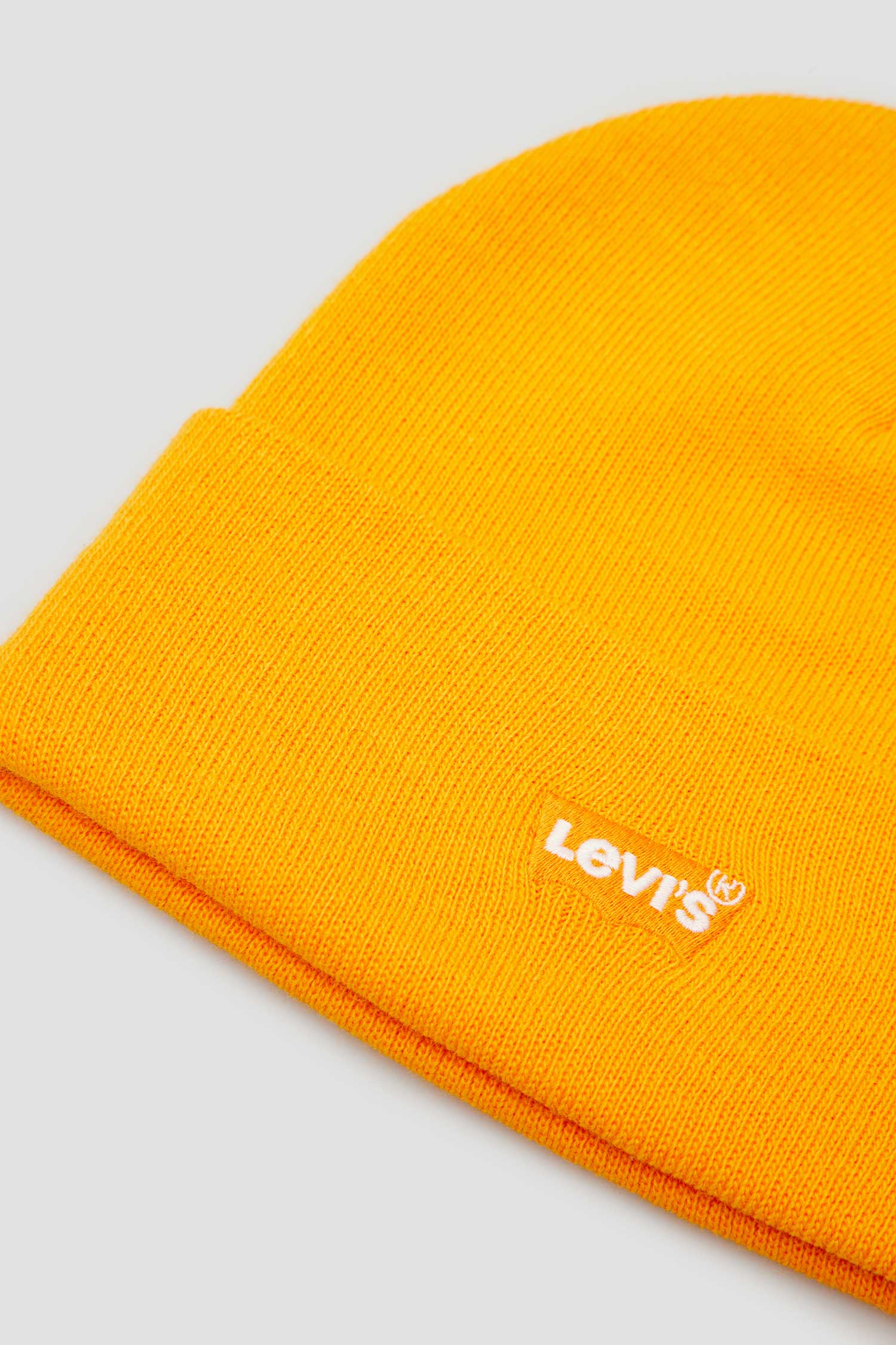 Женская оранжевая шапка 3