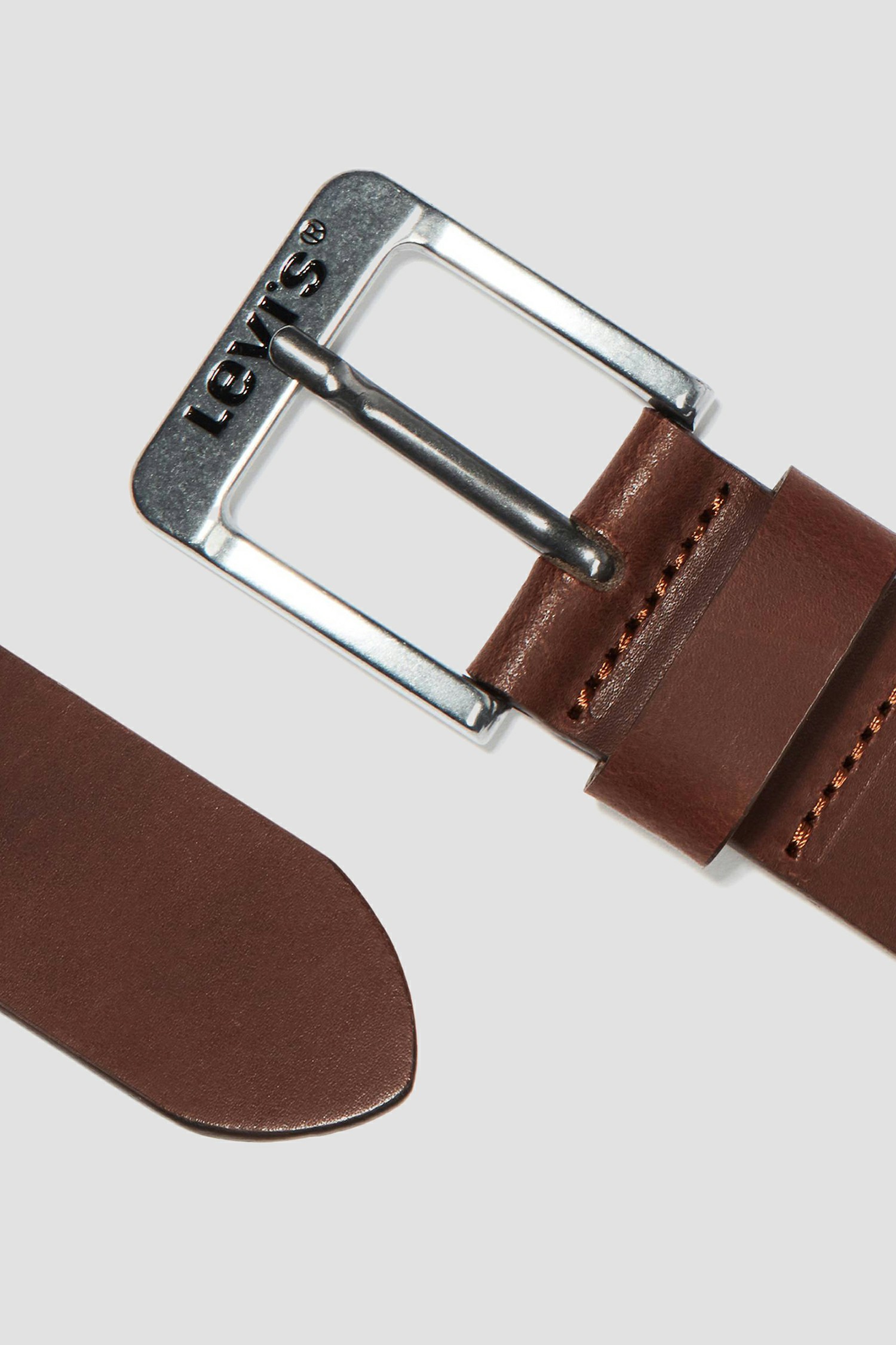 Мужской коричневый кожаный ремень 2