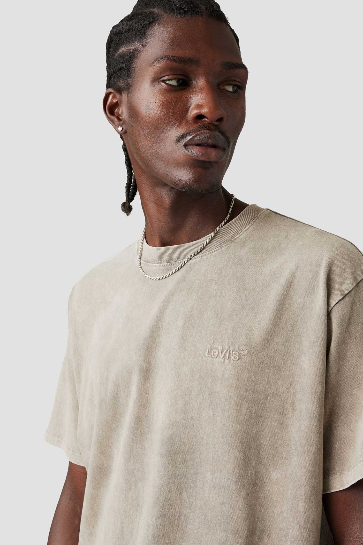 Мужская бежевая футболка 4