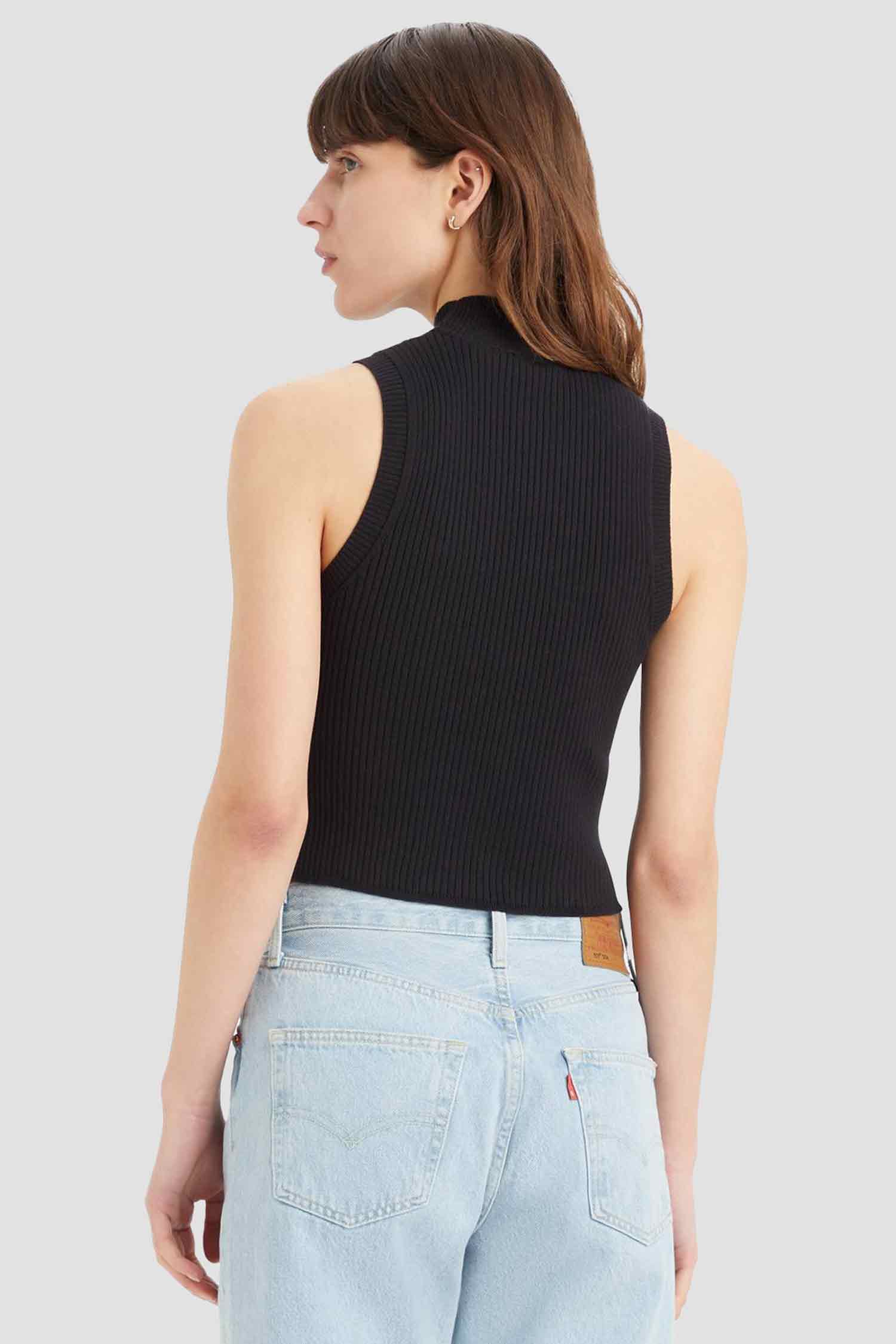 Женский черный топ 3