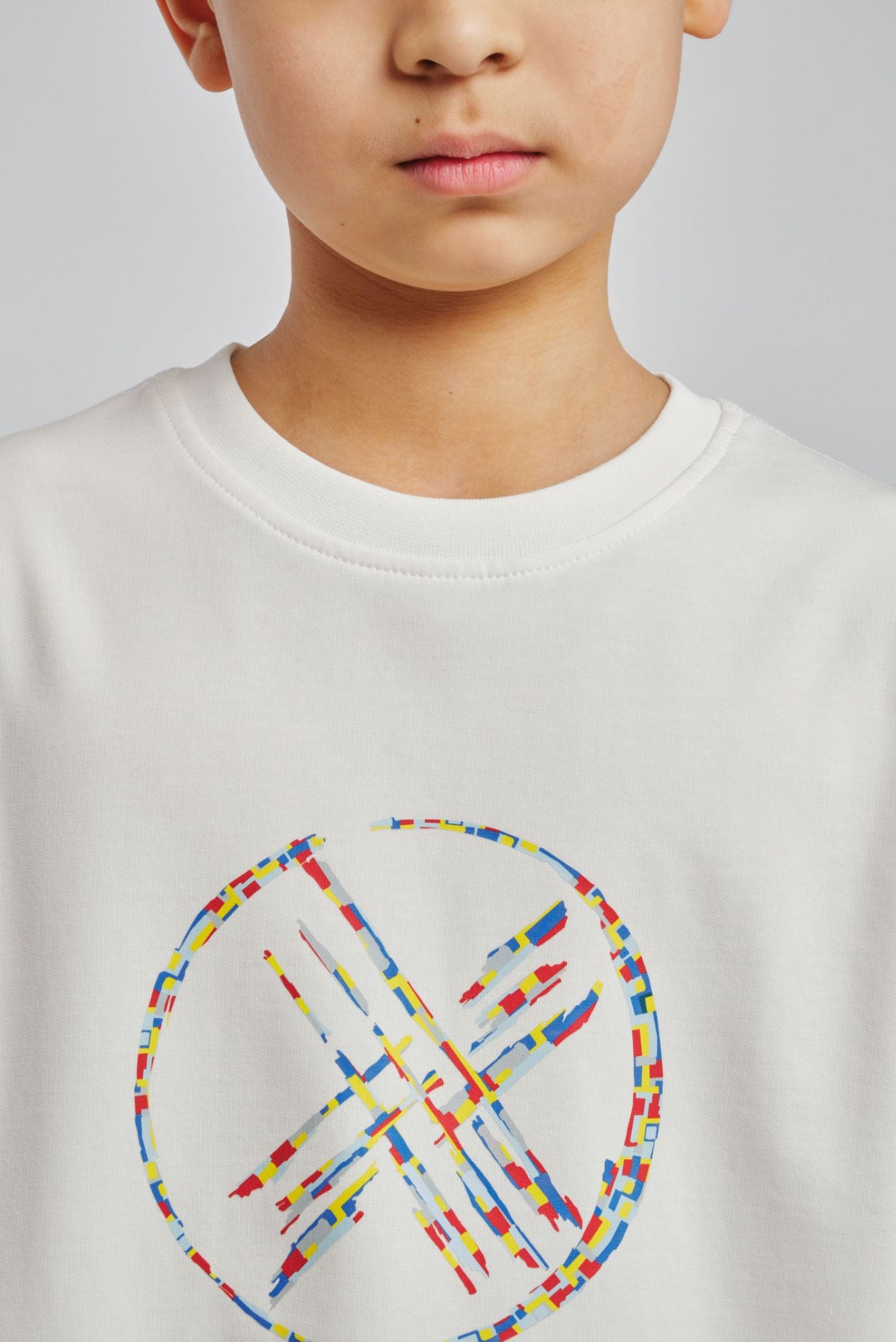 Детский белый свитшот 5