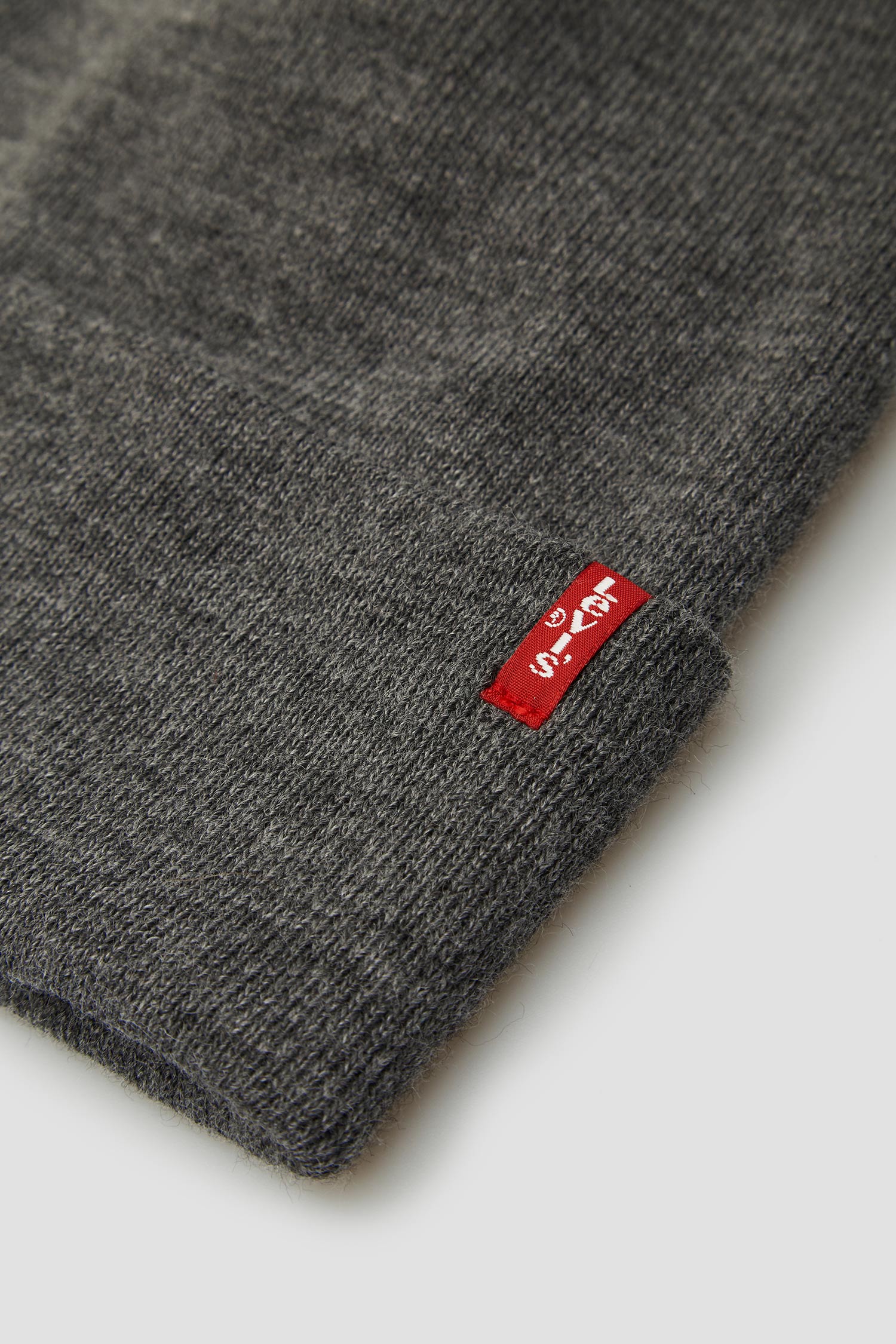 Серая шапка 3