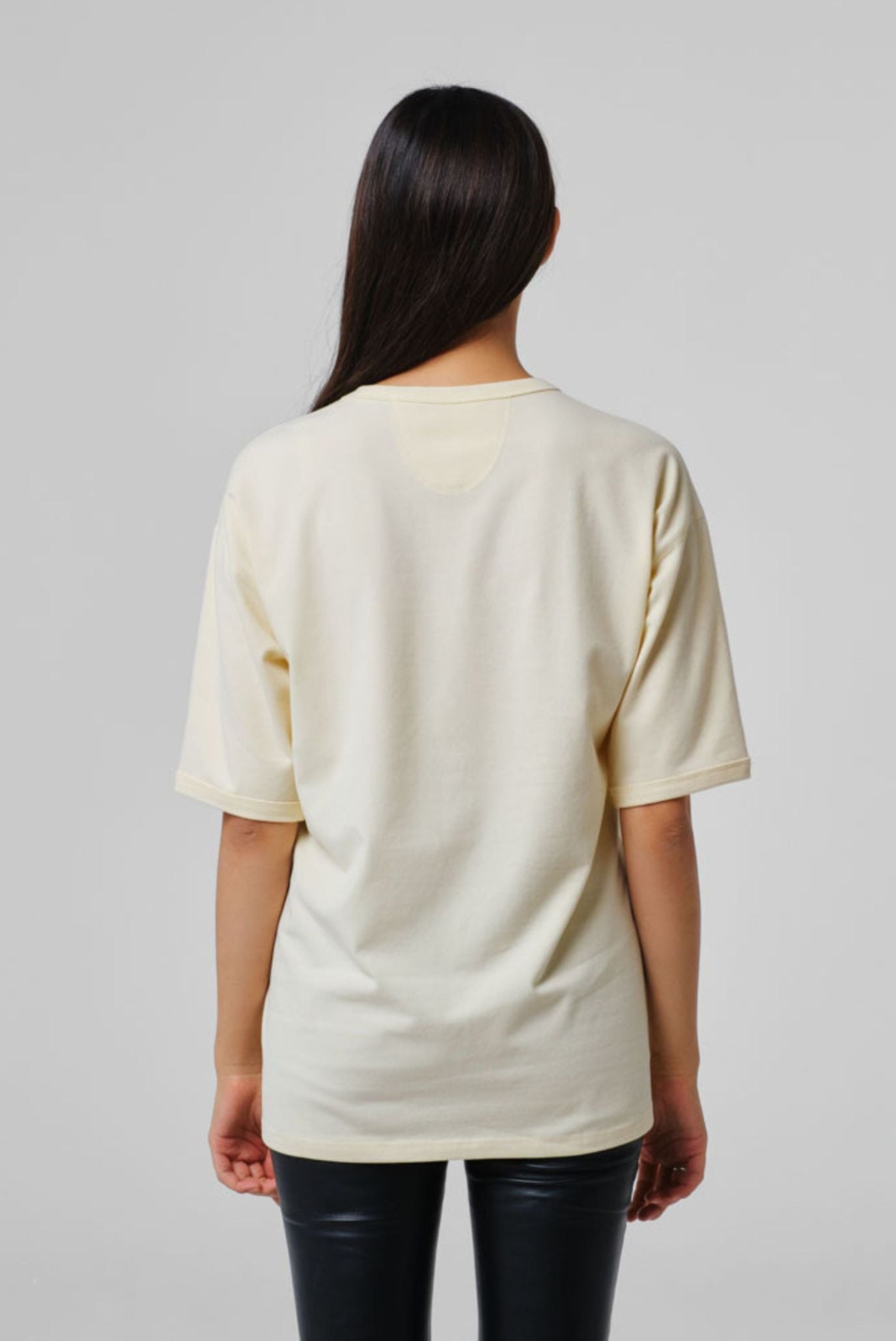 Кремовая футболка оверсайз SHANYRAQ (Унисекс) 5