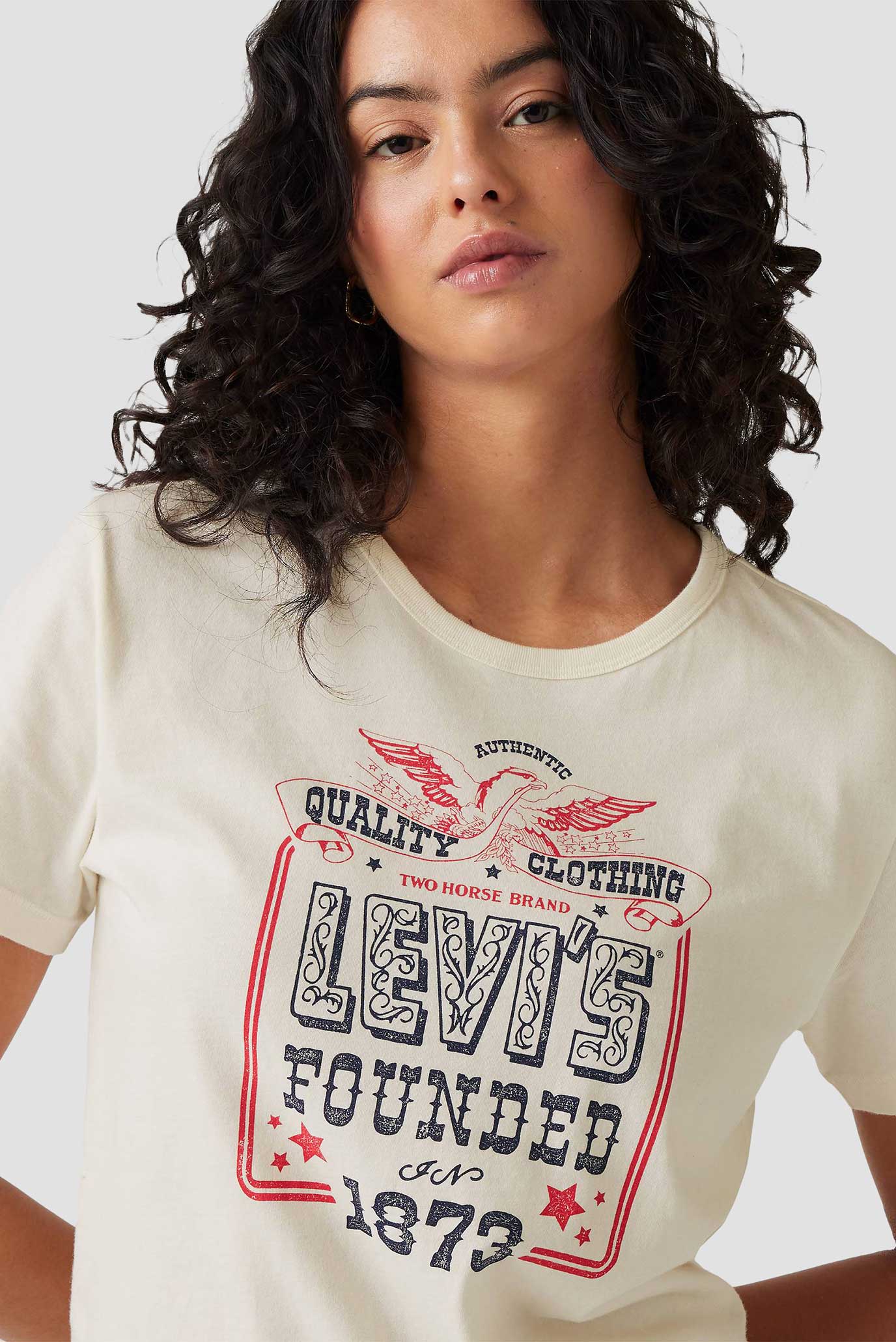 Женская белая футболка 5