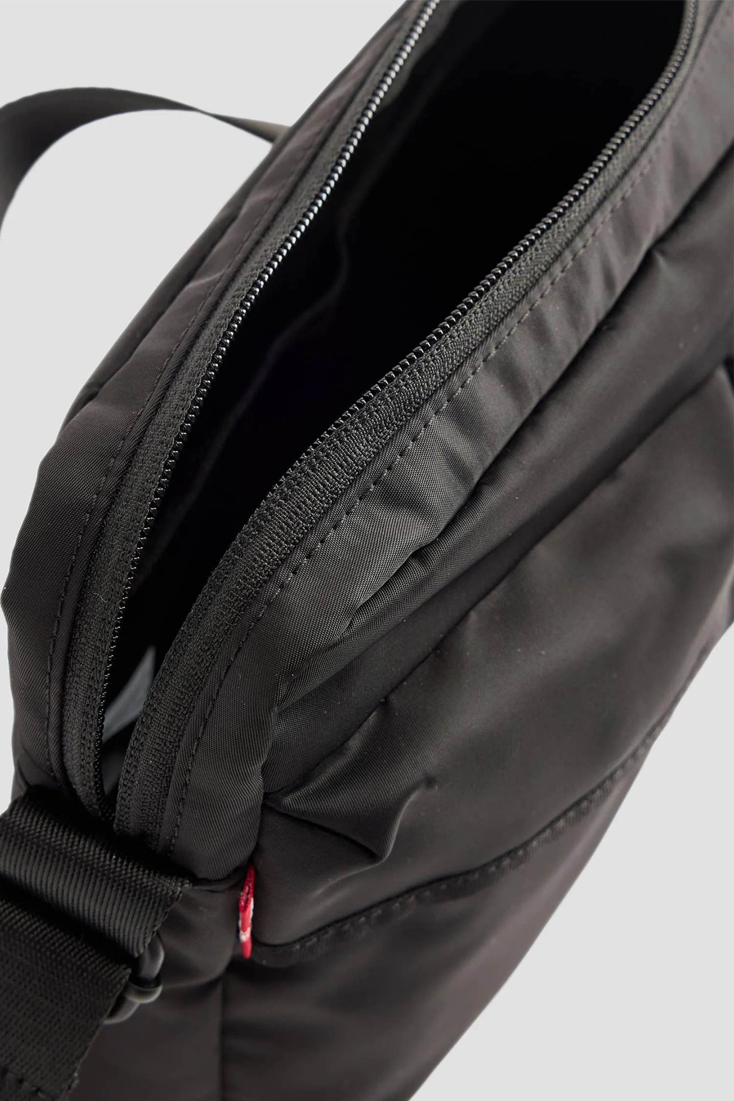 Мужская черная сумка 3