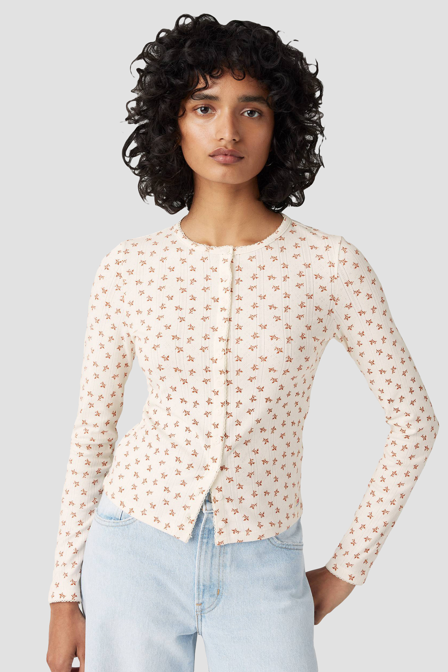 Женский белый кардиган с узором 4