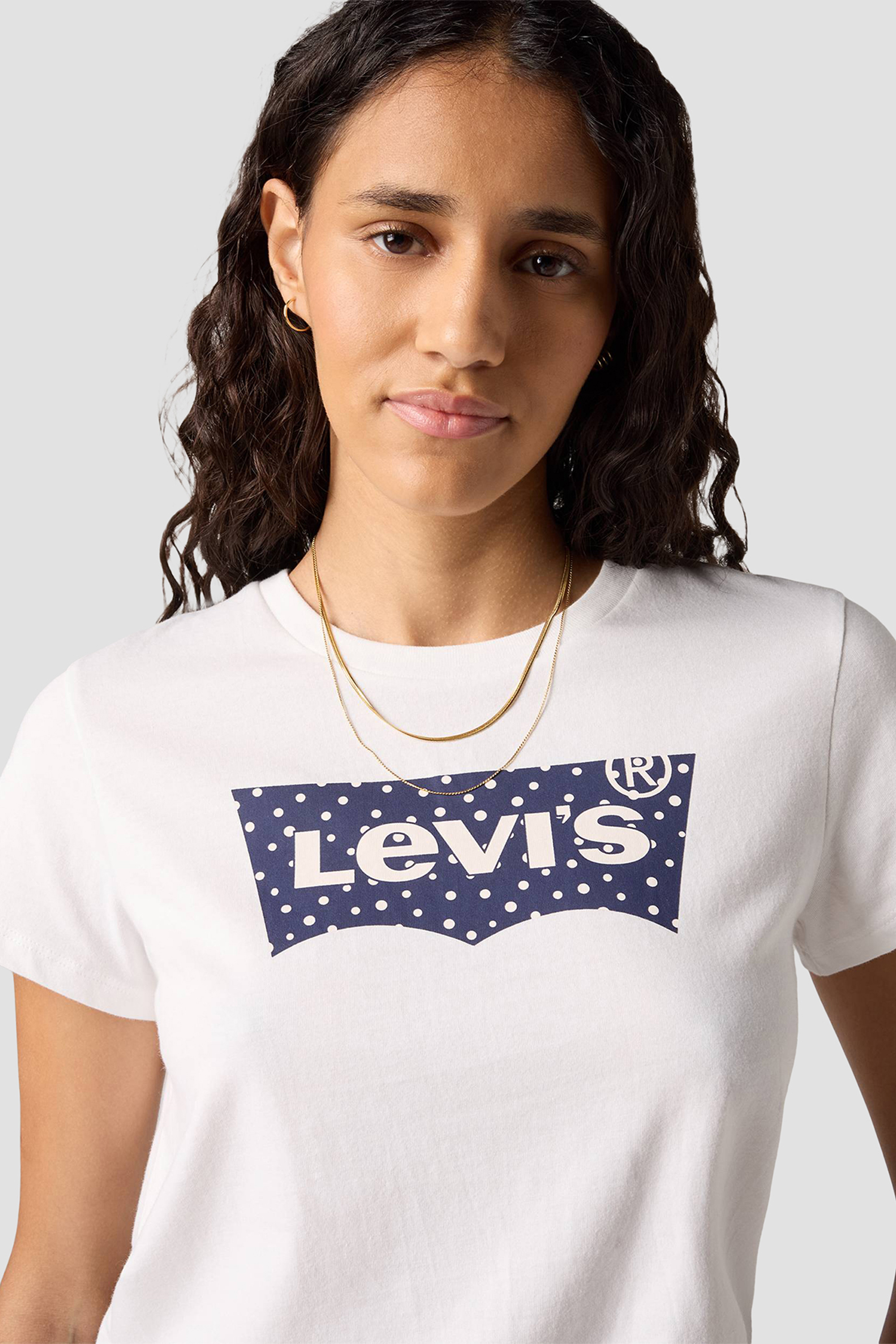 Женская белая футболка 4