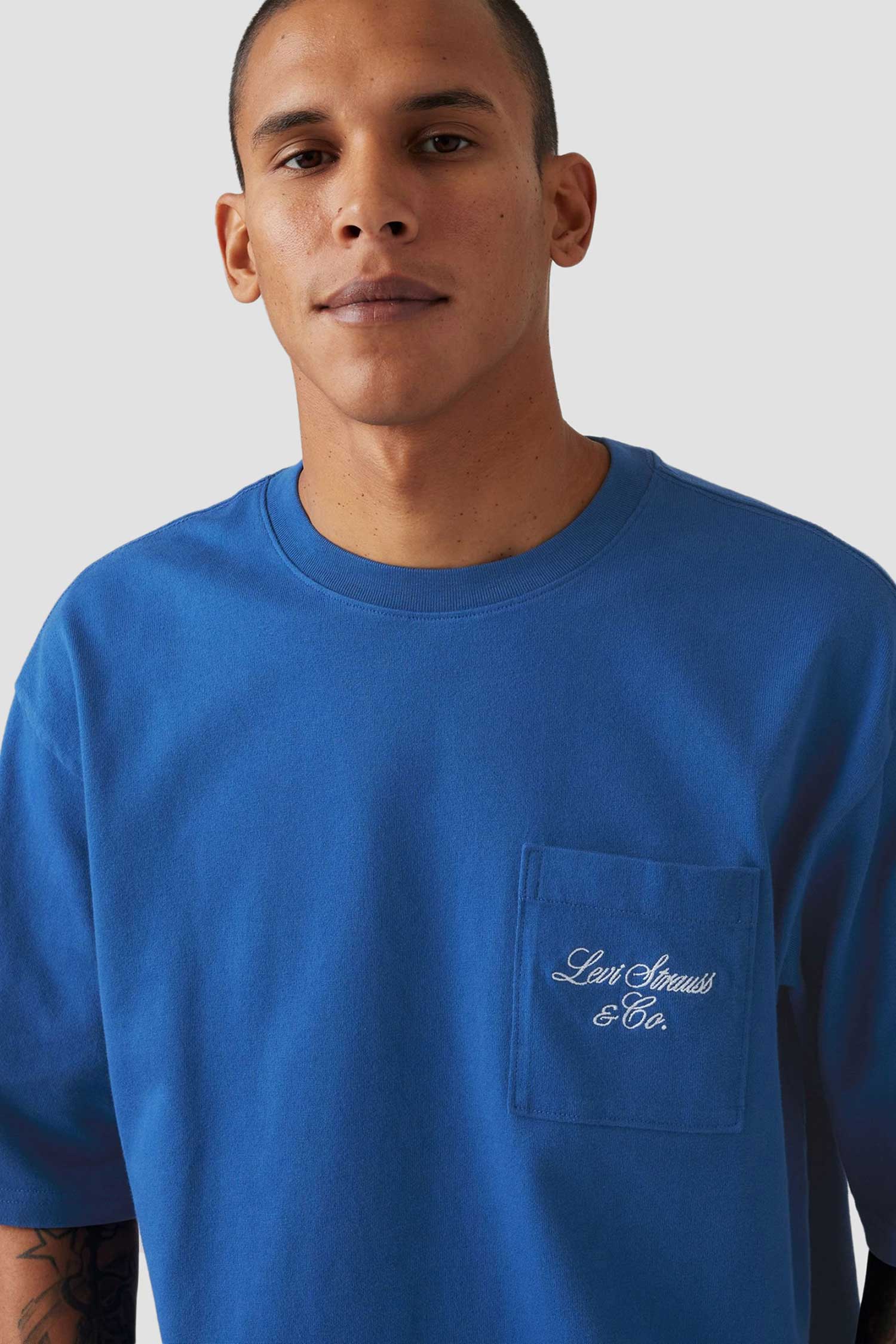 Мужская синяя футболка 5