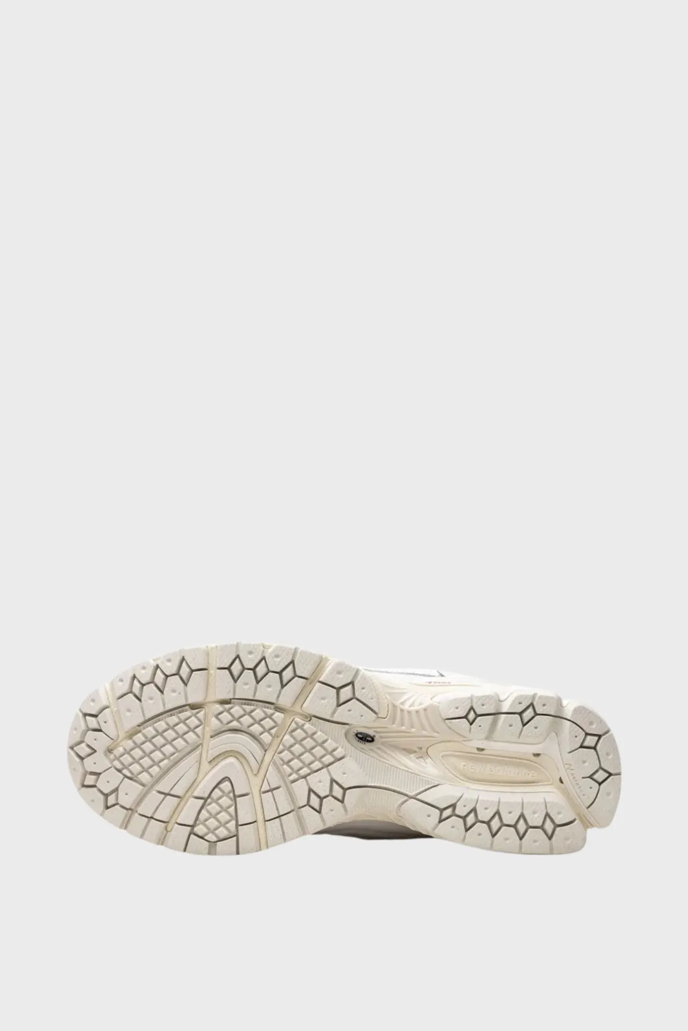 New Balance 1906D Protection Pack White 6