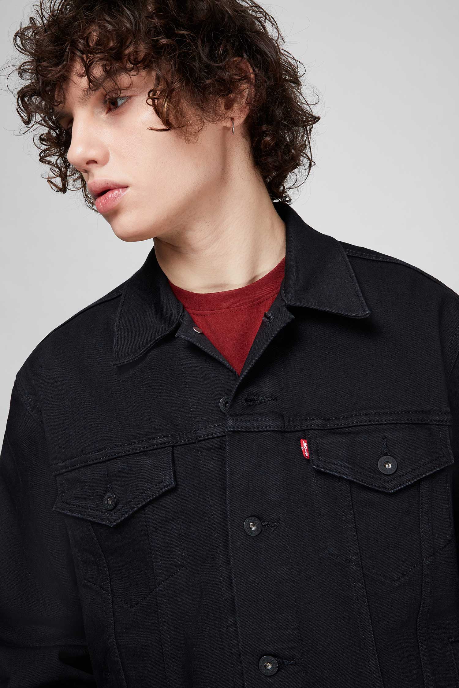 Мужская черная джинсовая куртка 5