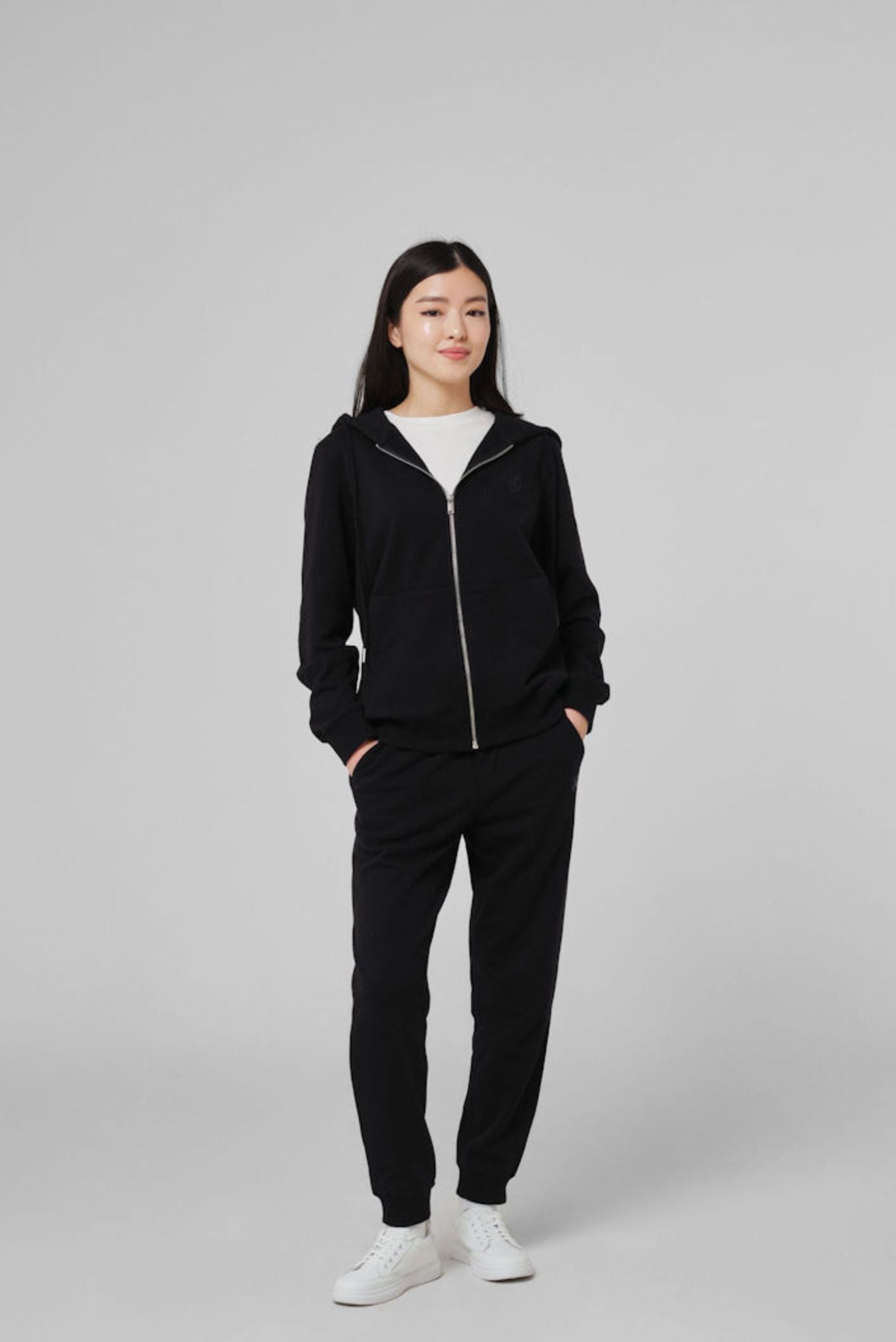 Черные брюки ARGYMAQ (Унисекс) 4