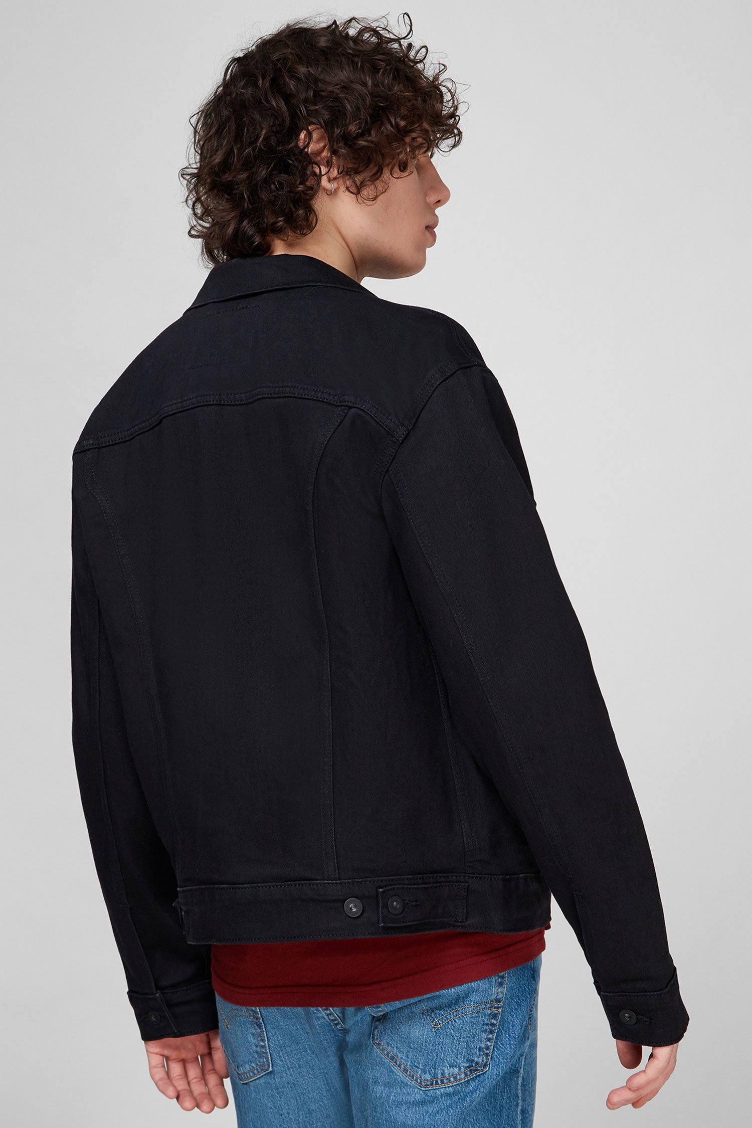 Мужская черная джинсовая куртка 3