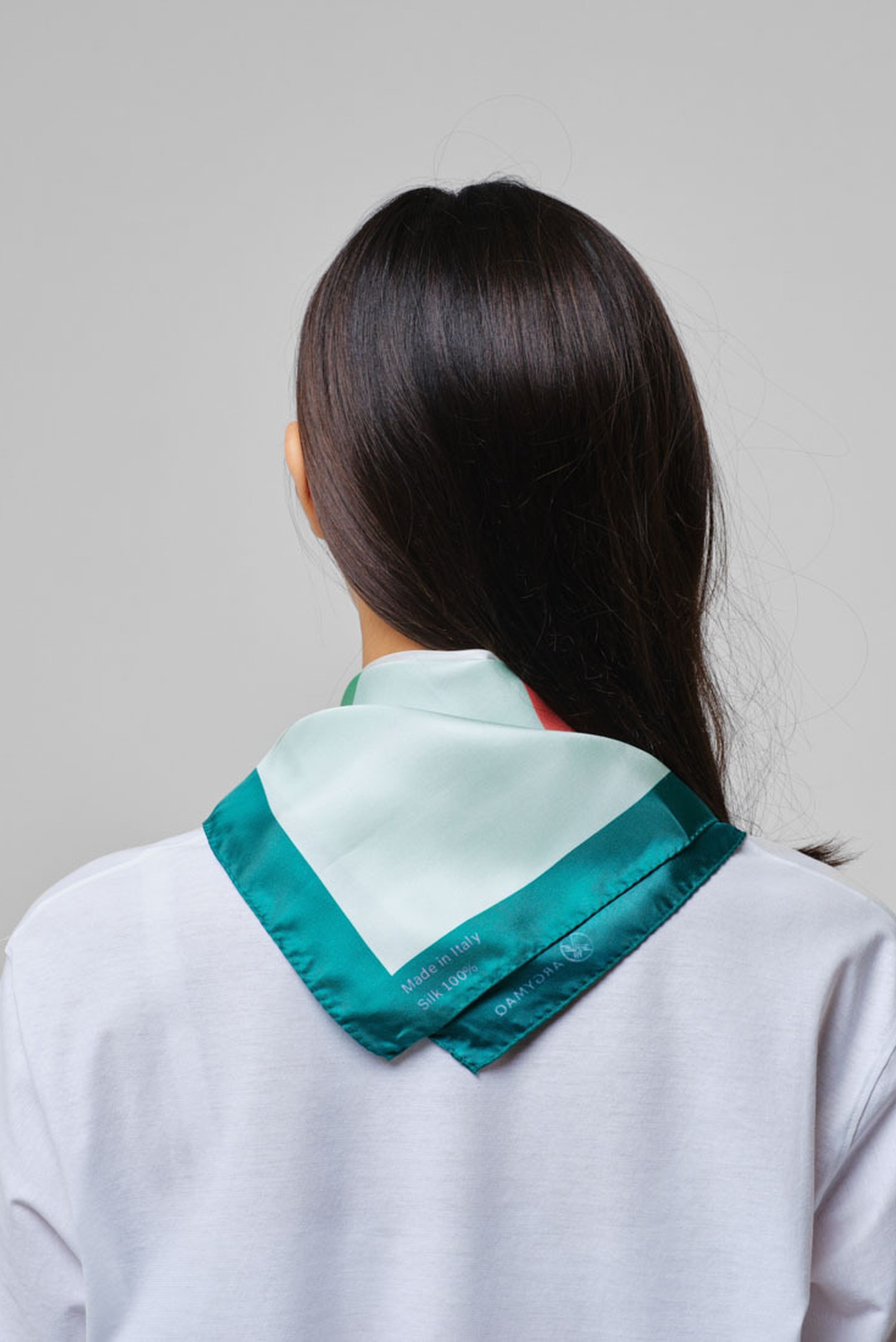 Женский зеленый платок 70х70 6