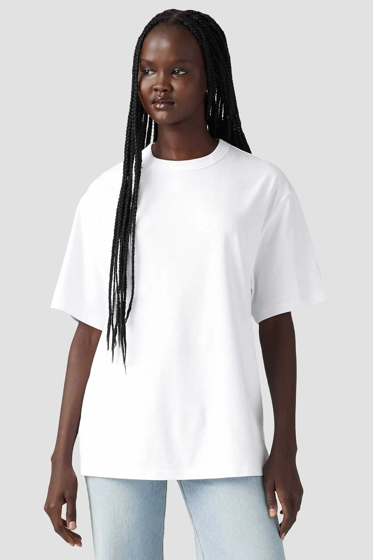 Женская белая футболка 1