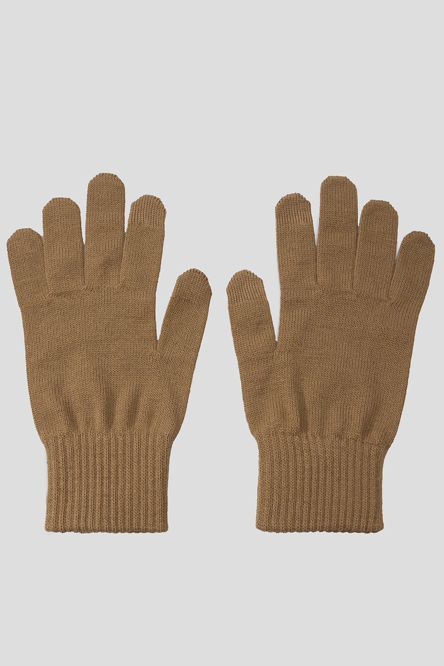 Бежевые перчатки 2