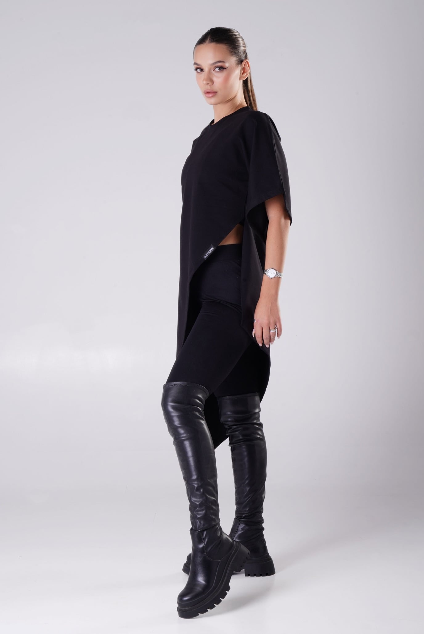 Женская черная туника 4