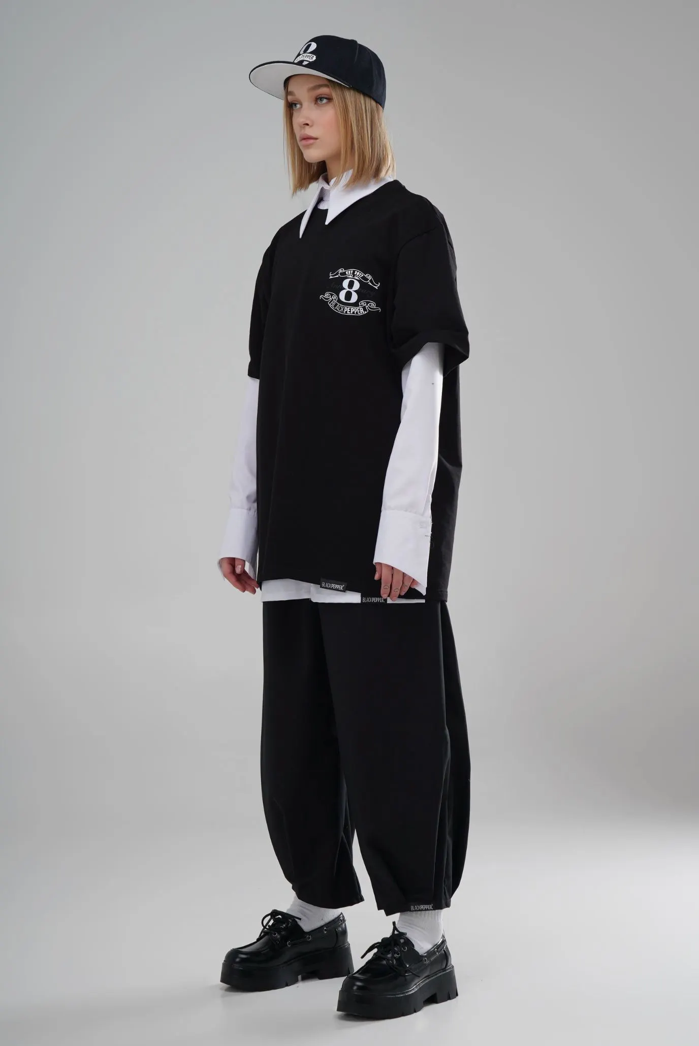 Футболка ANNIVERSARY 8 / TIME IS 2