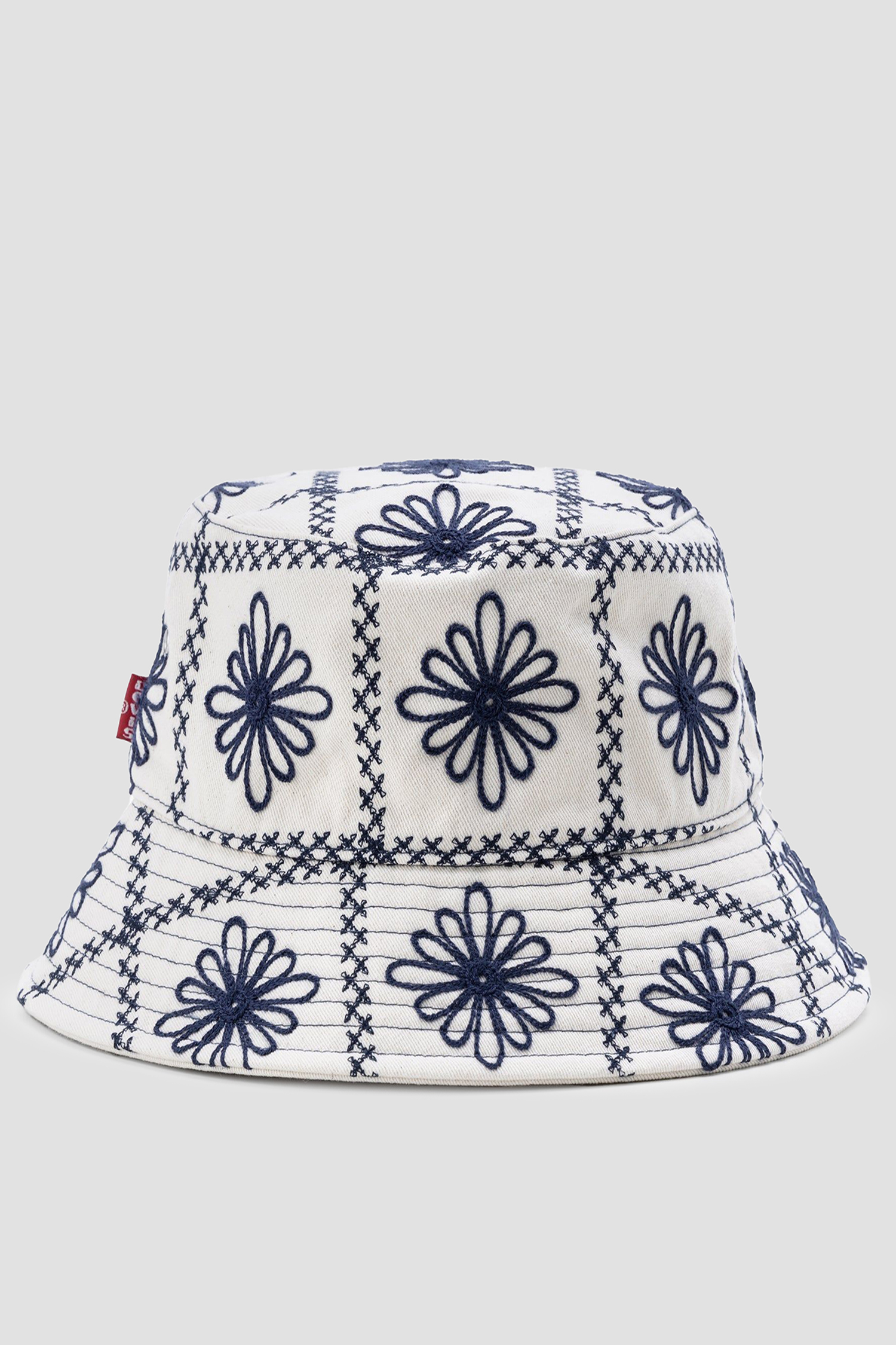 Женская белая панама с узором 2