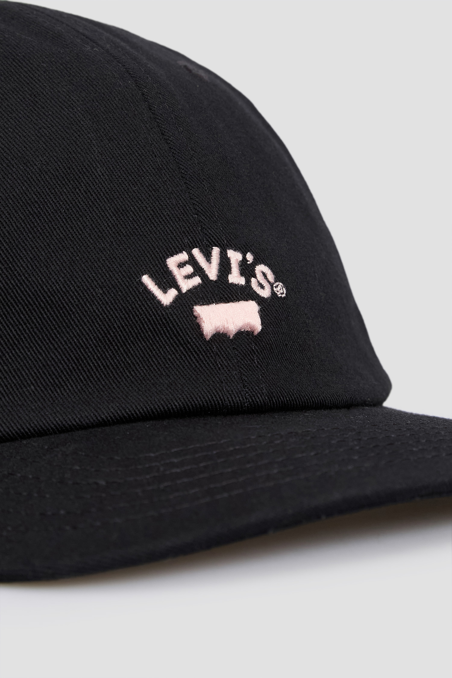 Женская черная кепка 3