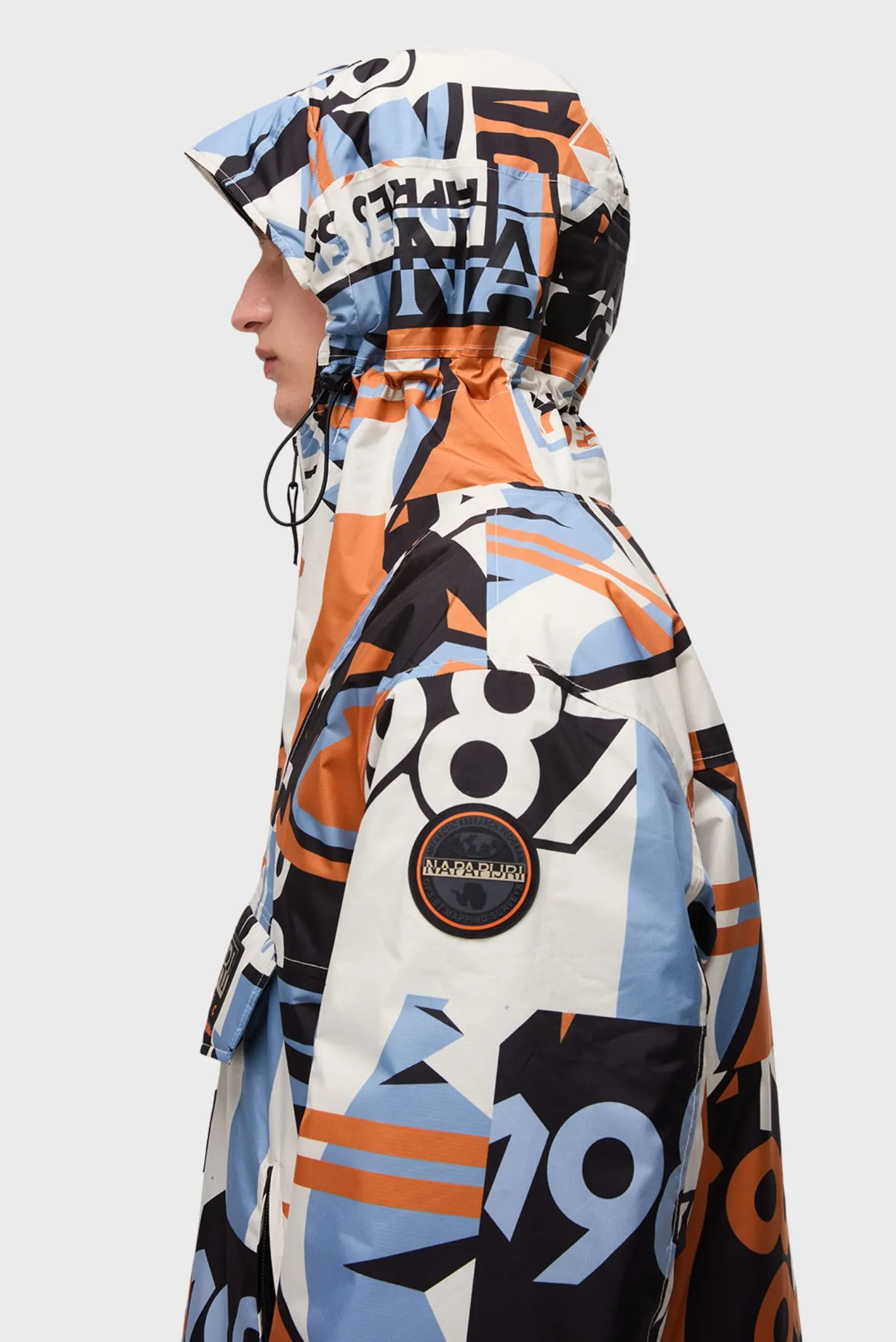 Мужской разноцветный анорак 4