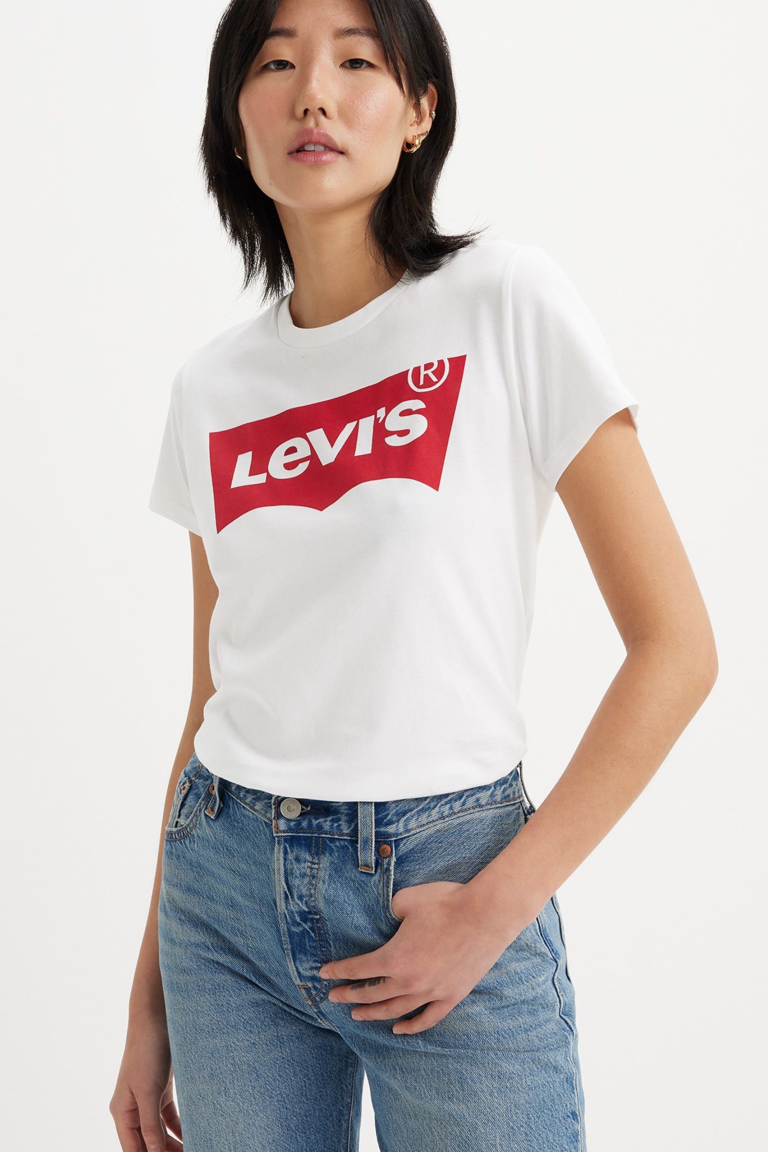 Женская белая футболка 4