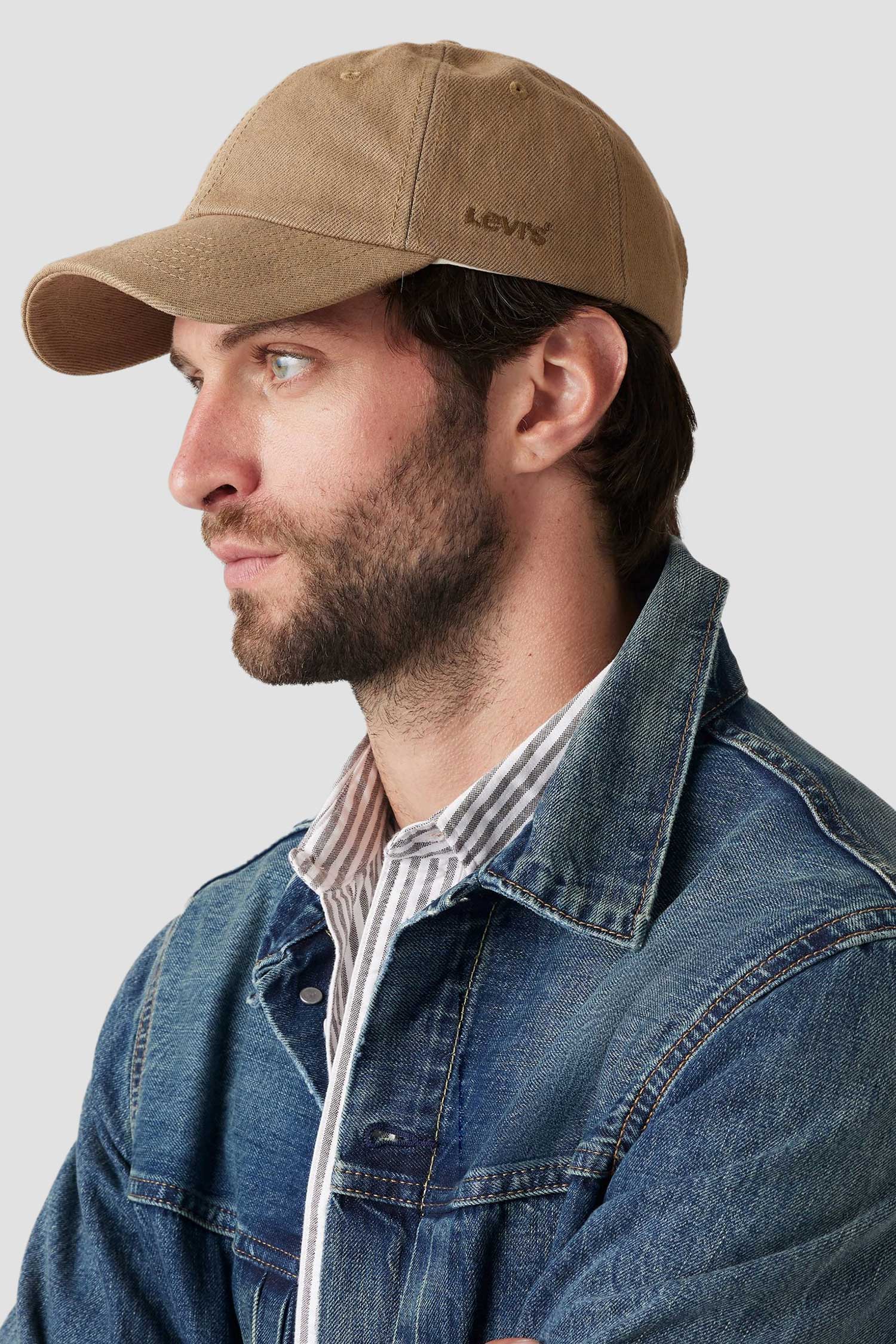 Мужская бежевая кепка 3