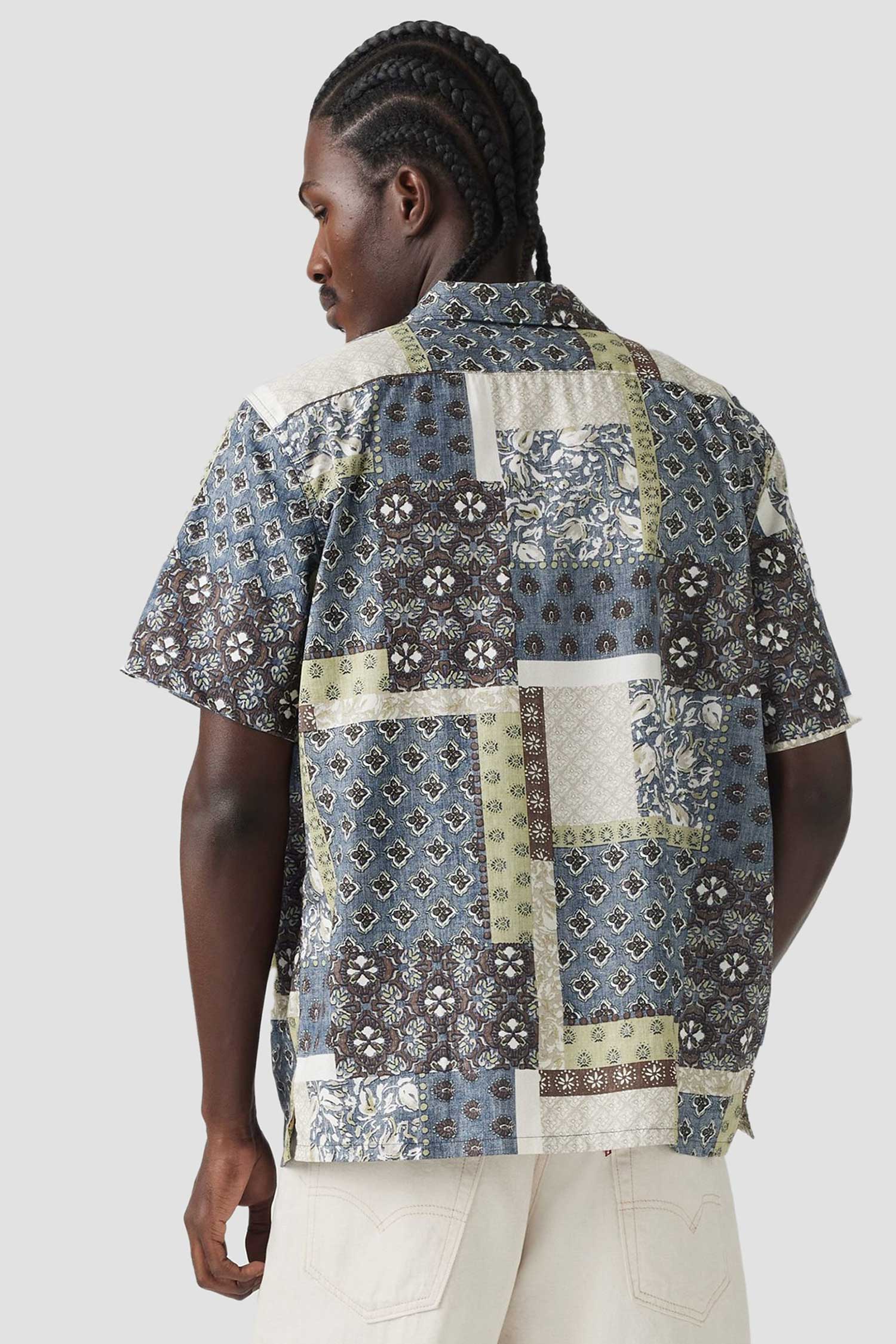 Мужская рубашка с узором 3