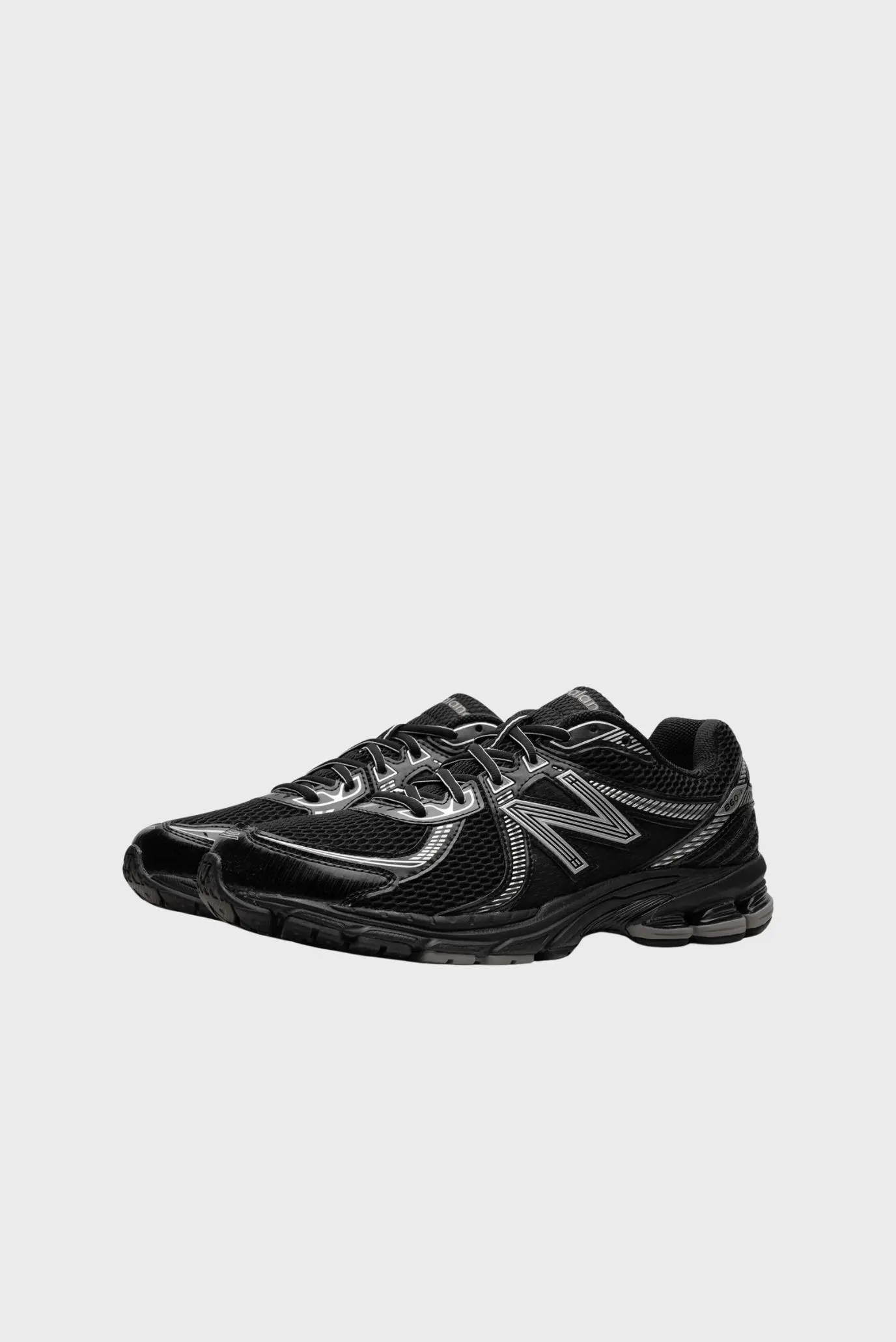 New Balance 860v2 Black Silver 6