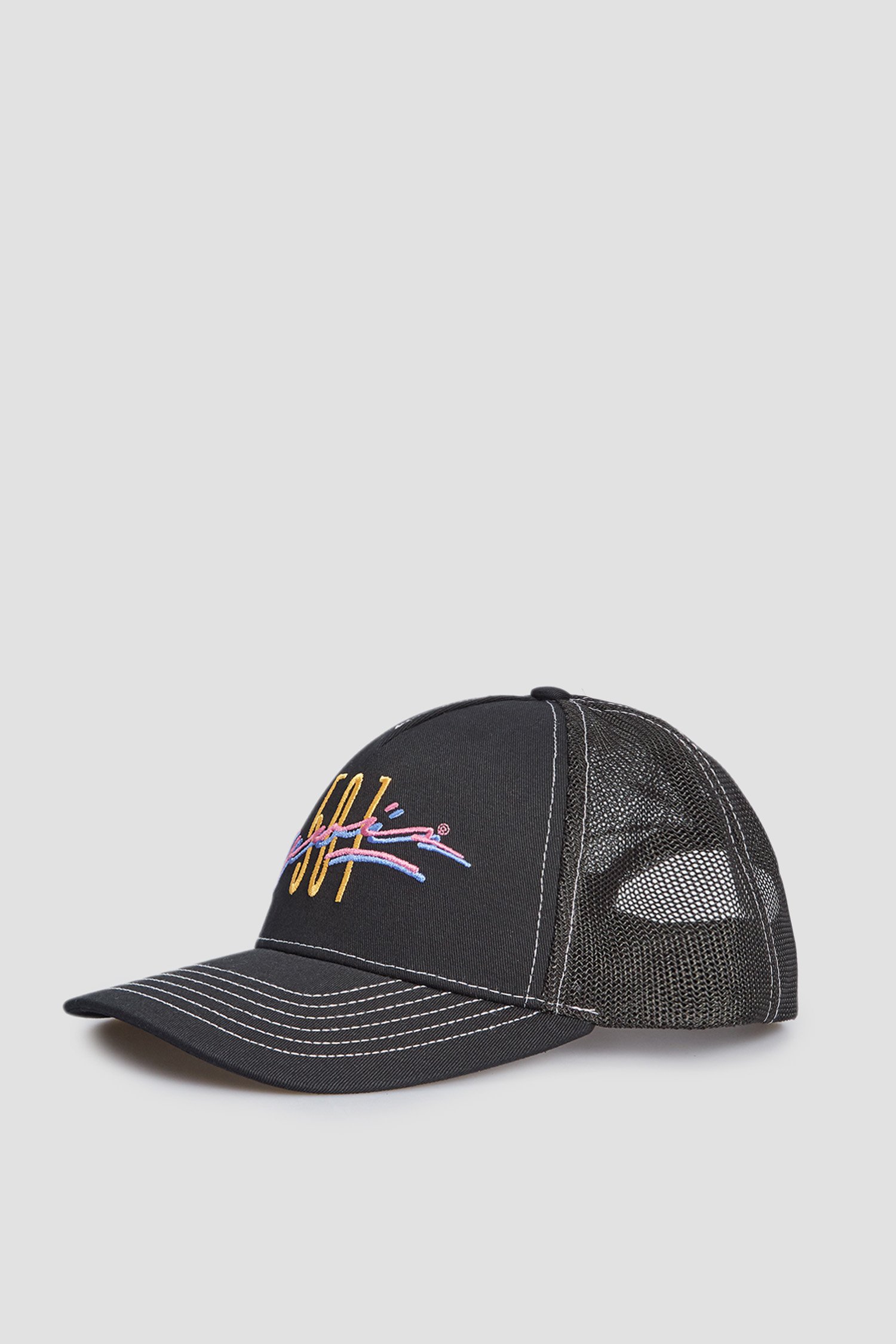 Черная кепка 1