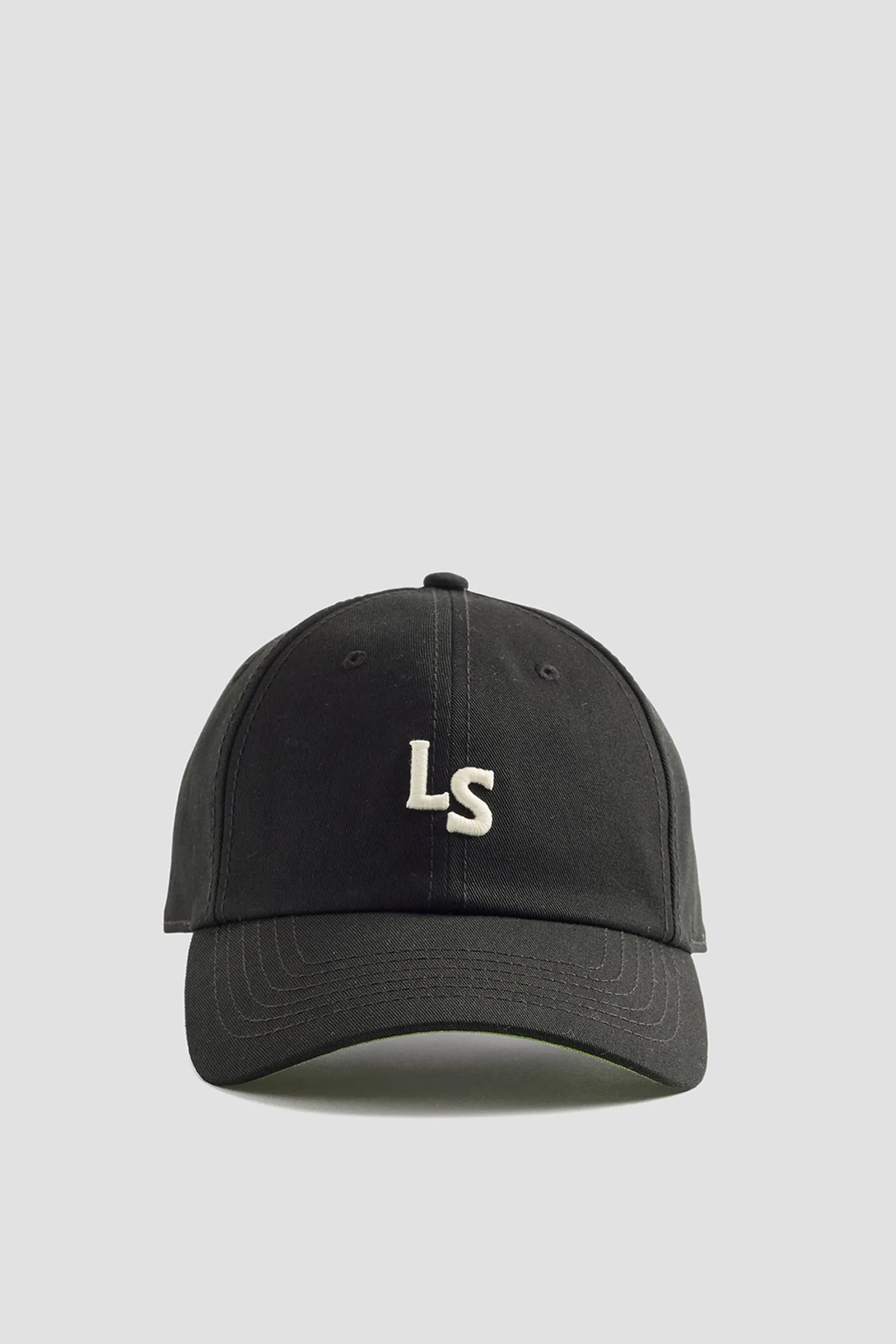 Мужская черная кепка 2