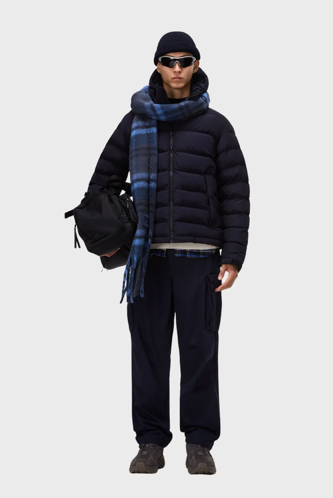 Мужская синяя куртка 5